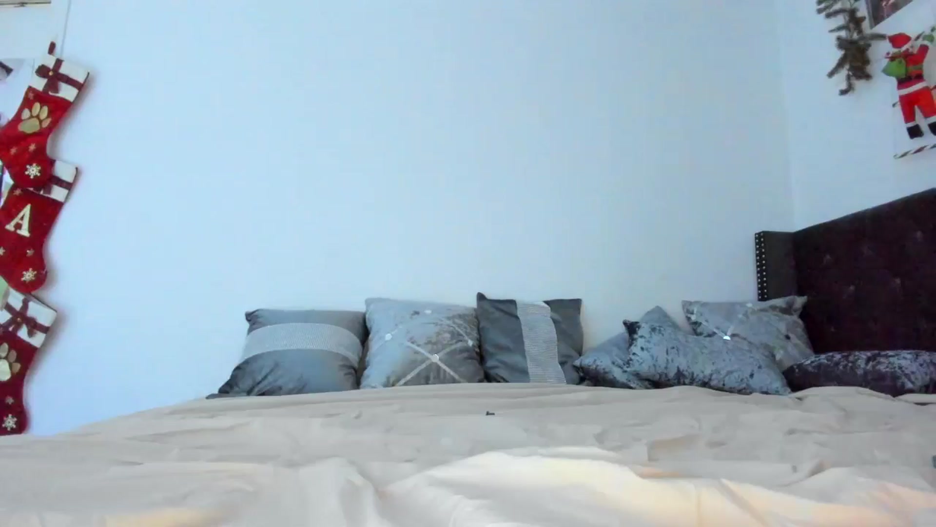 Gallery image thumbnail from AAA_Yas's myfreecams stream on, 12/29/2024, 19:08 image 13 of 20