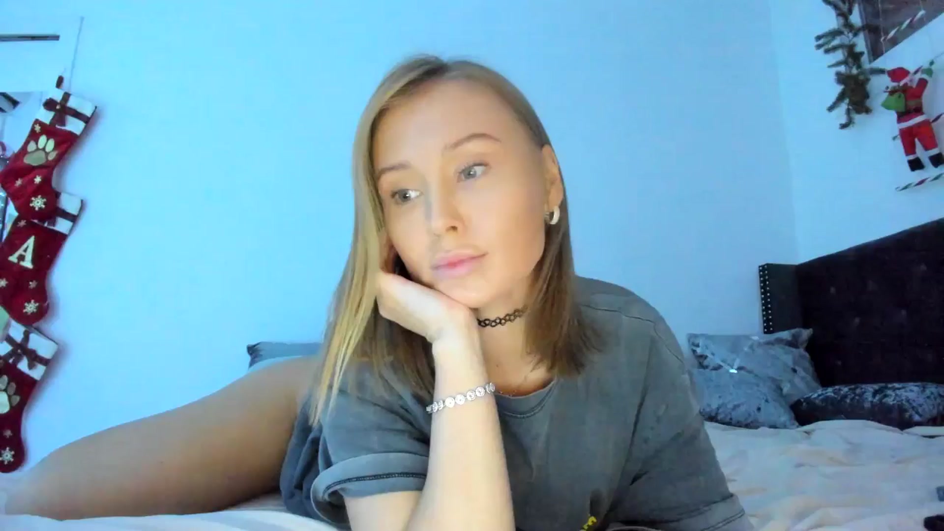 Gallery image thumbnail from AAA_Yas's myfreecams stream on, 12/29/2024, 19:08 image 1 of 20