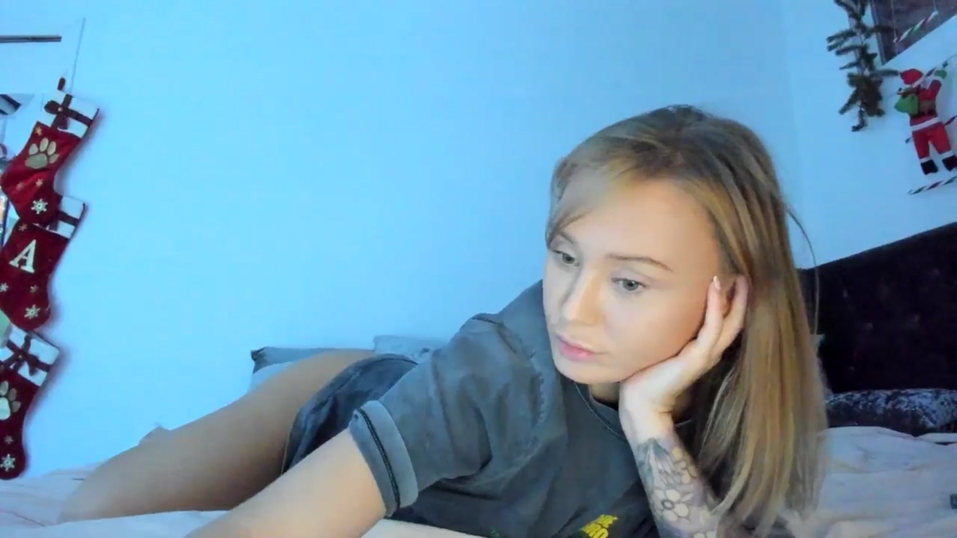 Gallery image thumbnail from AAA_Yas's myfreecams stream on, 12/29/2024, 19:08 image 8 of 20