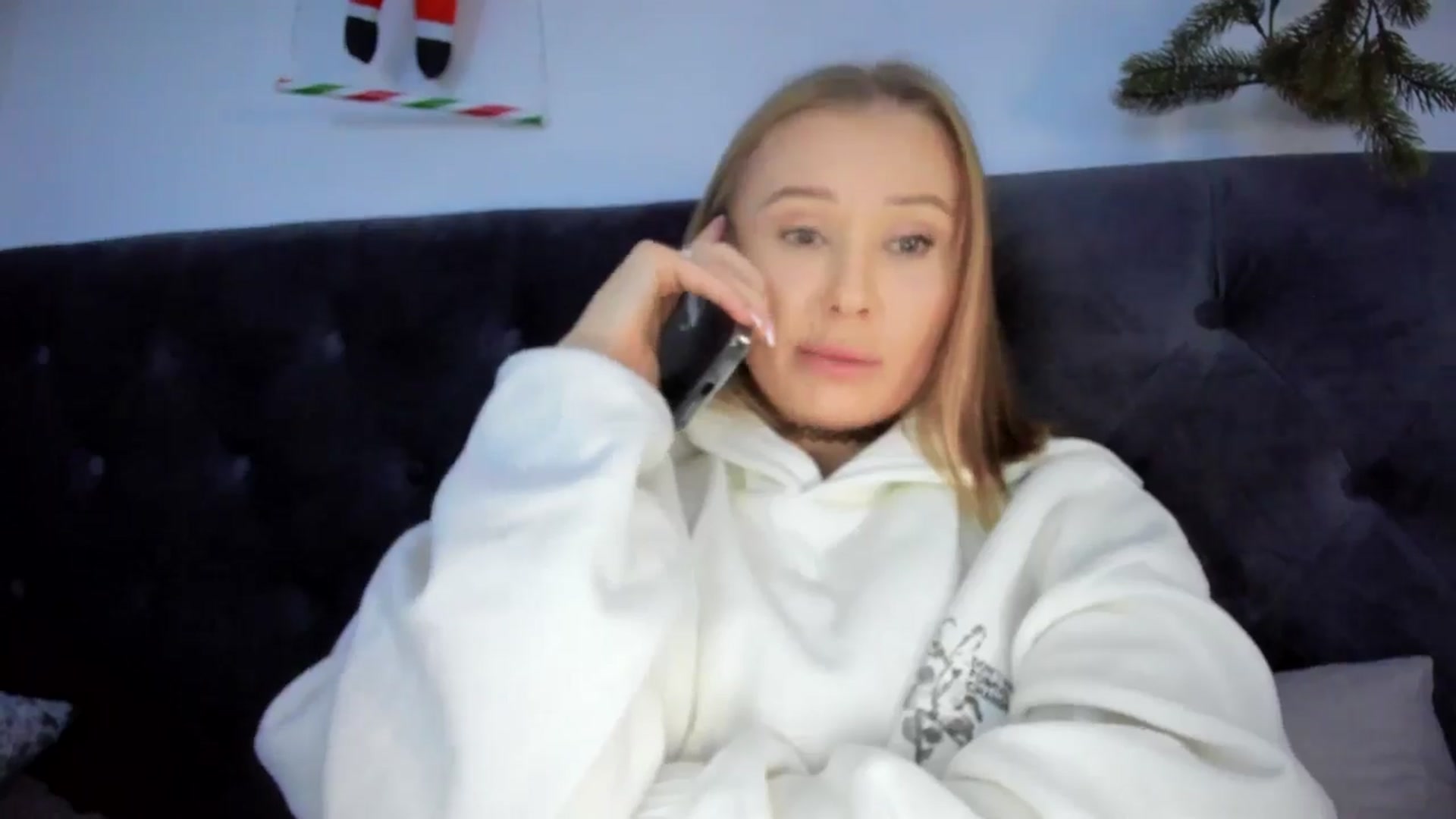Gallery image thumbnail from AAA_Yas's myfreecams stream on, 01/06/2025, 21:03 image 16 of 20