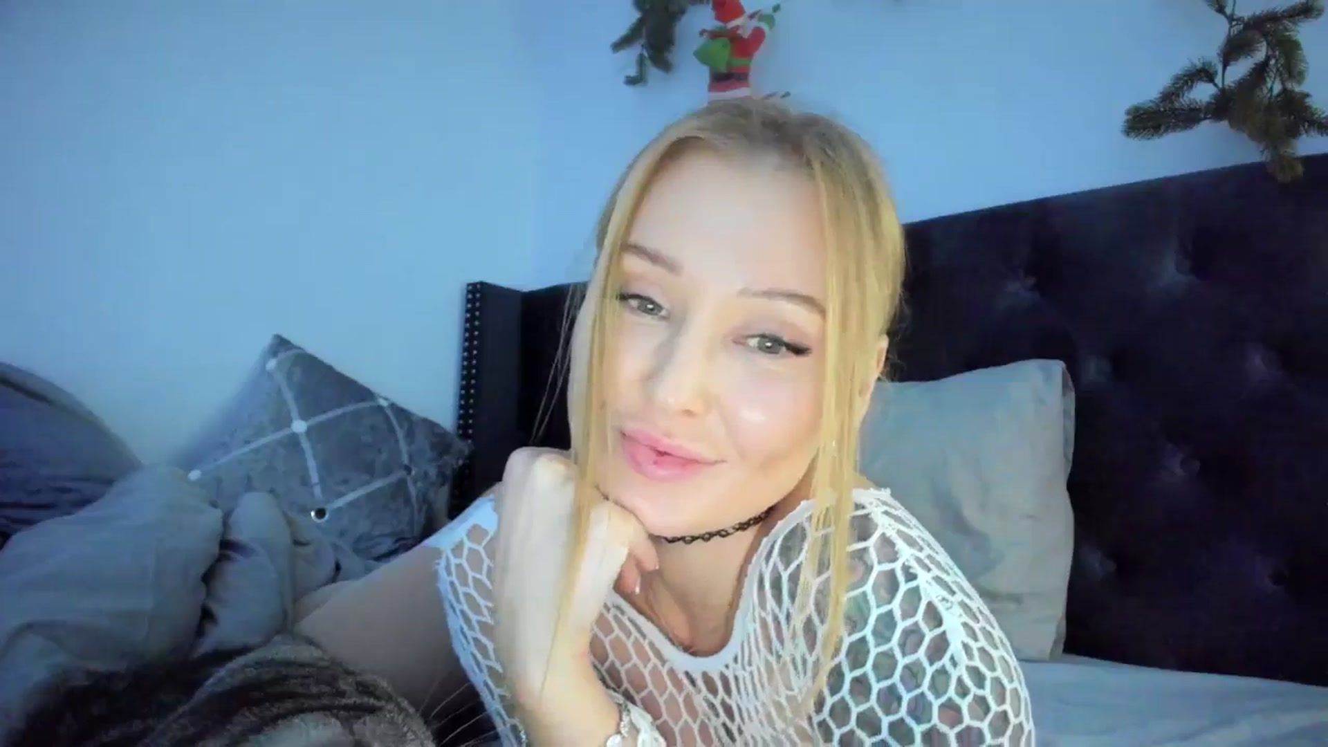 Gallery image thumbnail from AAA_Yas's myfreecams stream on, 01/08/2025, 23:09 image 7 of 20