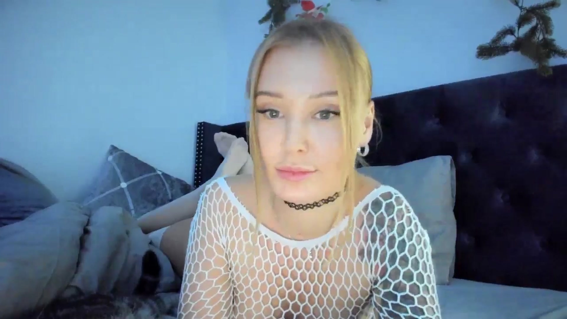 Gallery image thumbnail from AAA_Yas's myfreecams stream on, 01/08/2025, 23:09 image 14 of 20