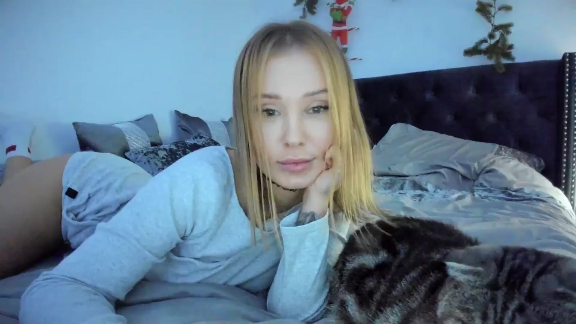 Gallery image thumbnail from AAA_Yas's myfreecams stream on, 01/10/2025, 21:11 image 12 of 20