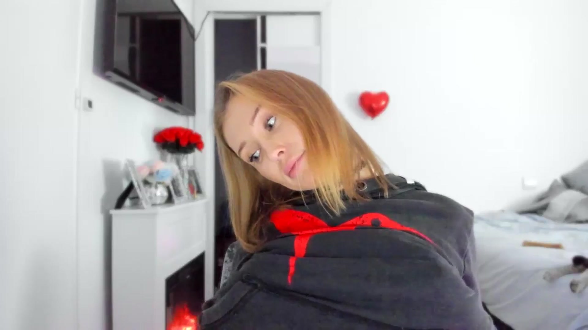 Gallery image thumbnail from AAA_Yas's myfreecams stream on, 01/29/2025, 23:23 image 3 of 20