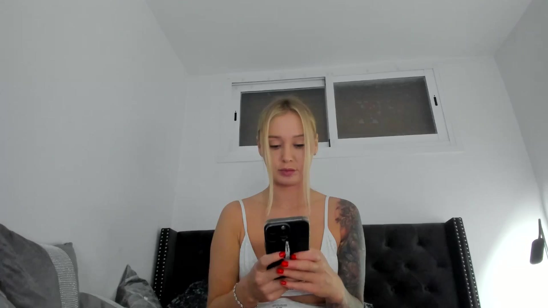 Gallery image thumbnail from AAA_Yas's myfreecams stream on, 03/21/2025, 21:10 image 3 of 20