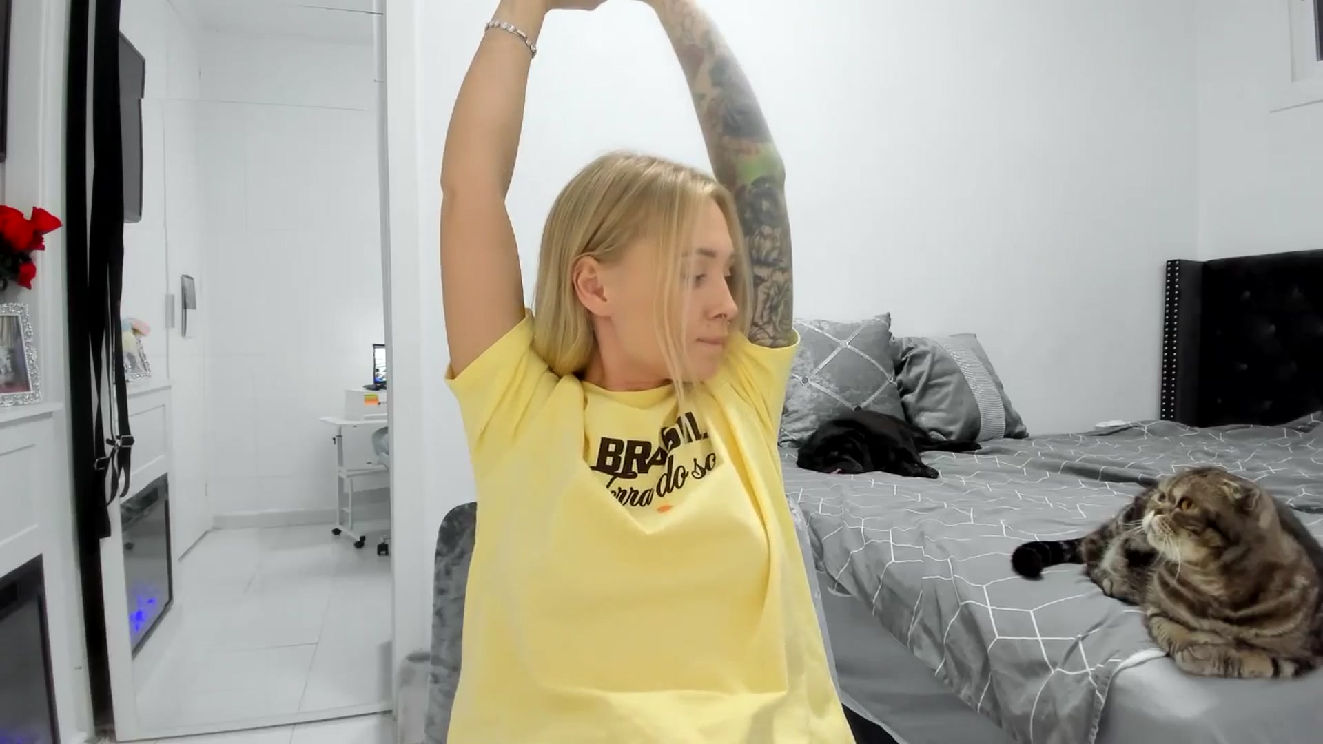 Gallery image thumbnail from AAA_Yas's myfreecams stream on, 04/13/2025, 19:48 image 16 of 20