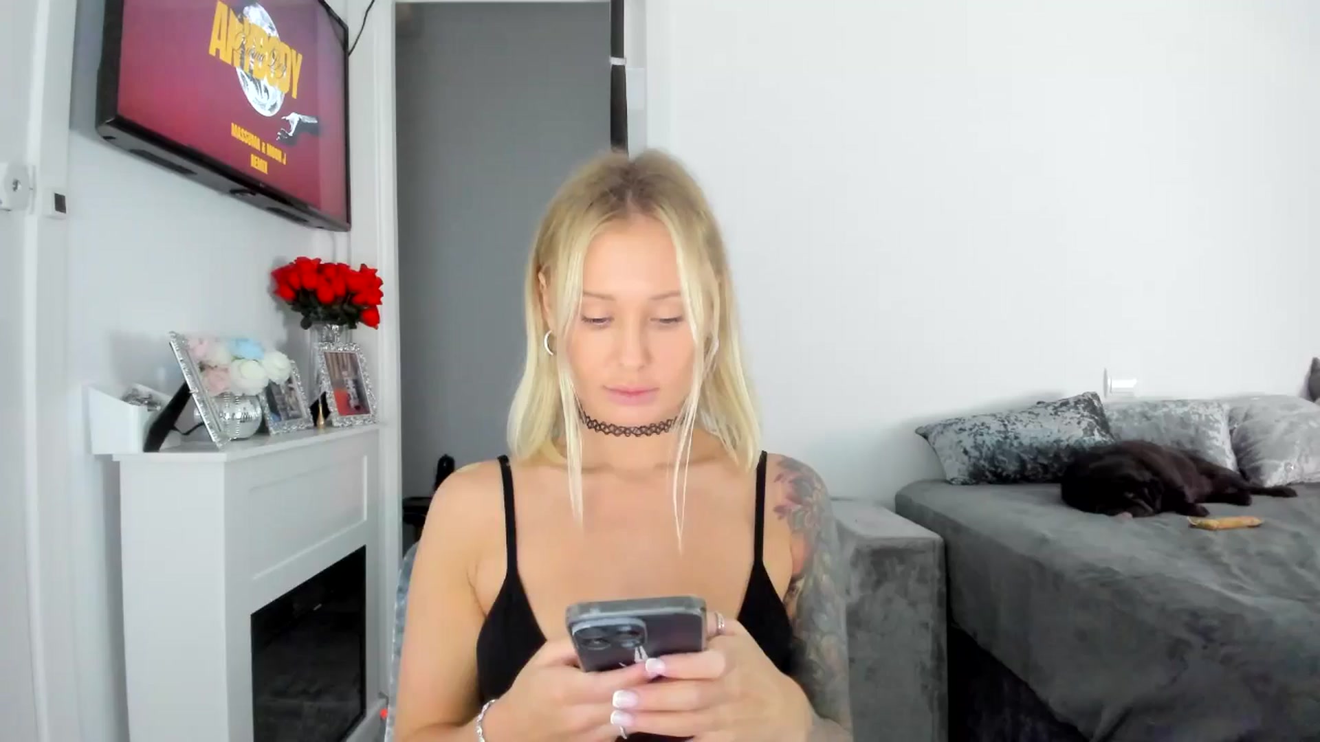 Gallery image thumbnail from AAA_Yas's myfreecams stream on, 04/30/2025, 22:28 image 1 of 20