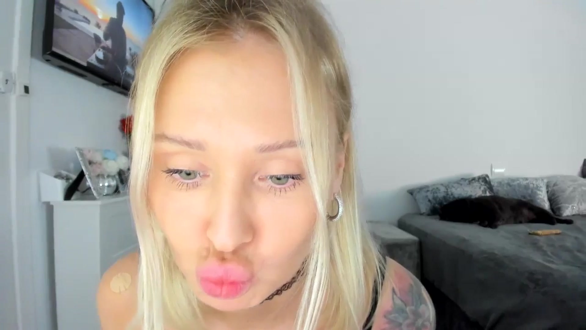 Gallery image thumbnail from AAA_Yas's myfreecams stream on, 04/30/2025, 22:28 image 5 of 20
