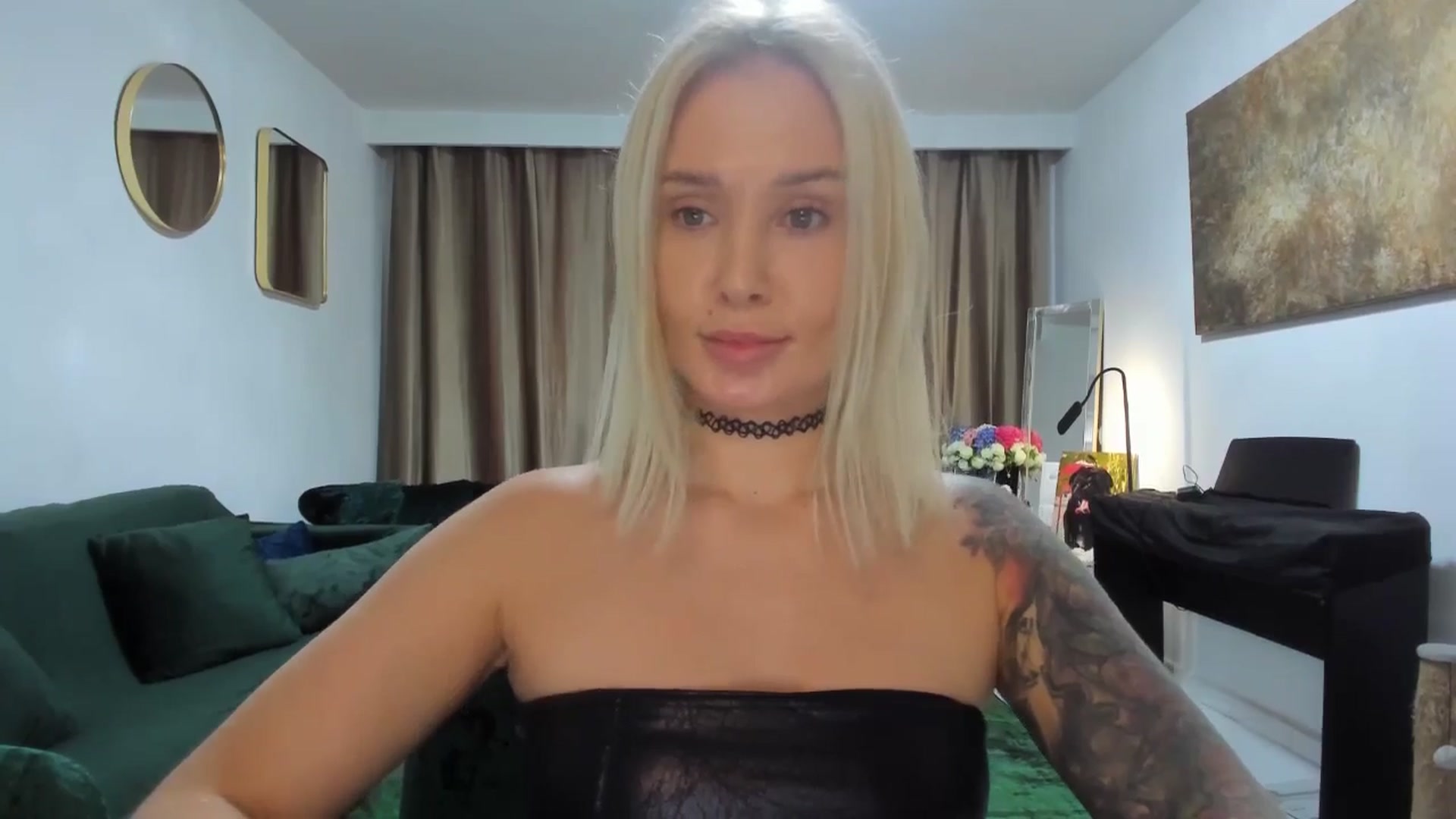 Gallery image thumbnail from AAA_Yas's myfreecams stream on, 06/20/2025, 19:16 image 14 of 20