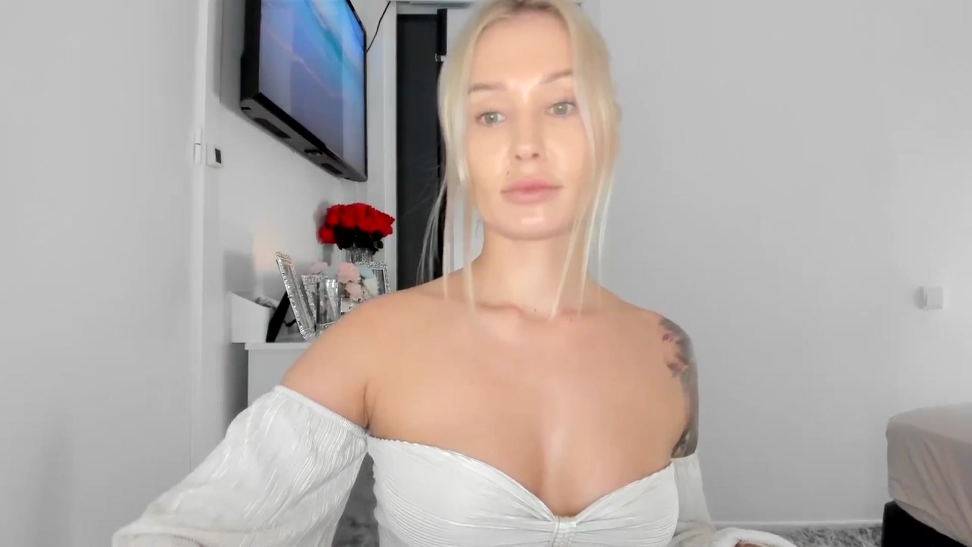 Gallery image thumbnail from AAA_Yas's myfreecams stream on, 06/21/2025, 20:09 image 14 of 20