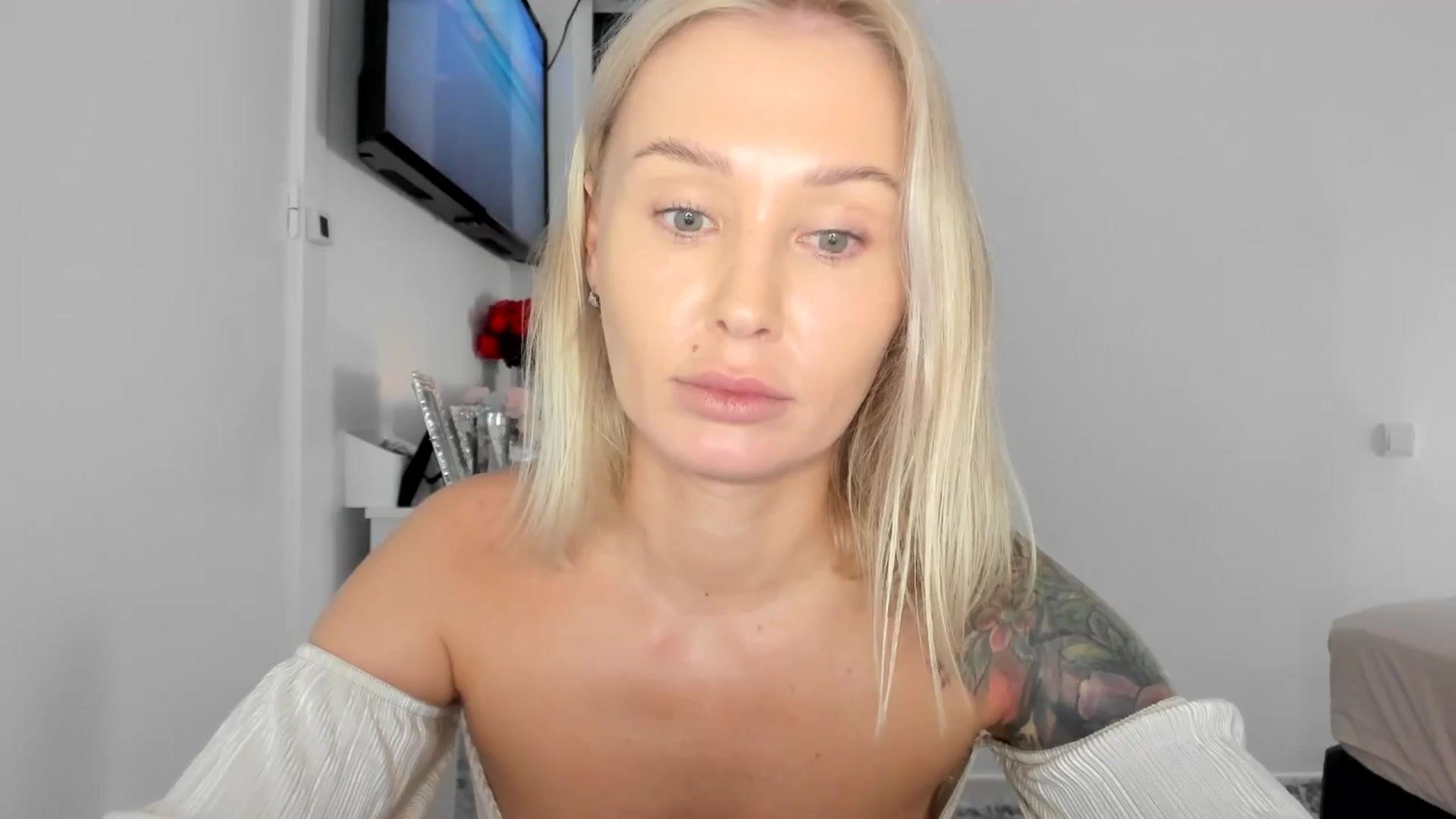 Gallery image thumbnail from AAA_Yas's myfreecams stream on, 06/21/2025, 20:09 image 9 of 20