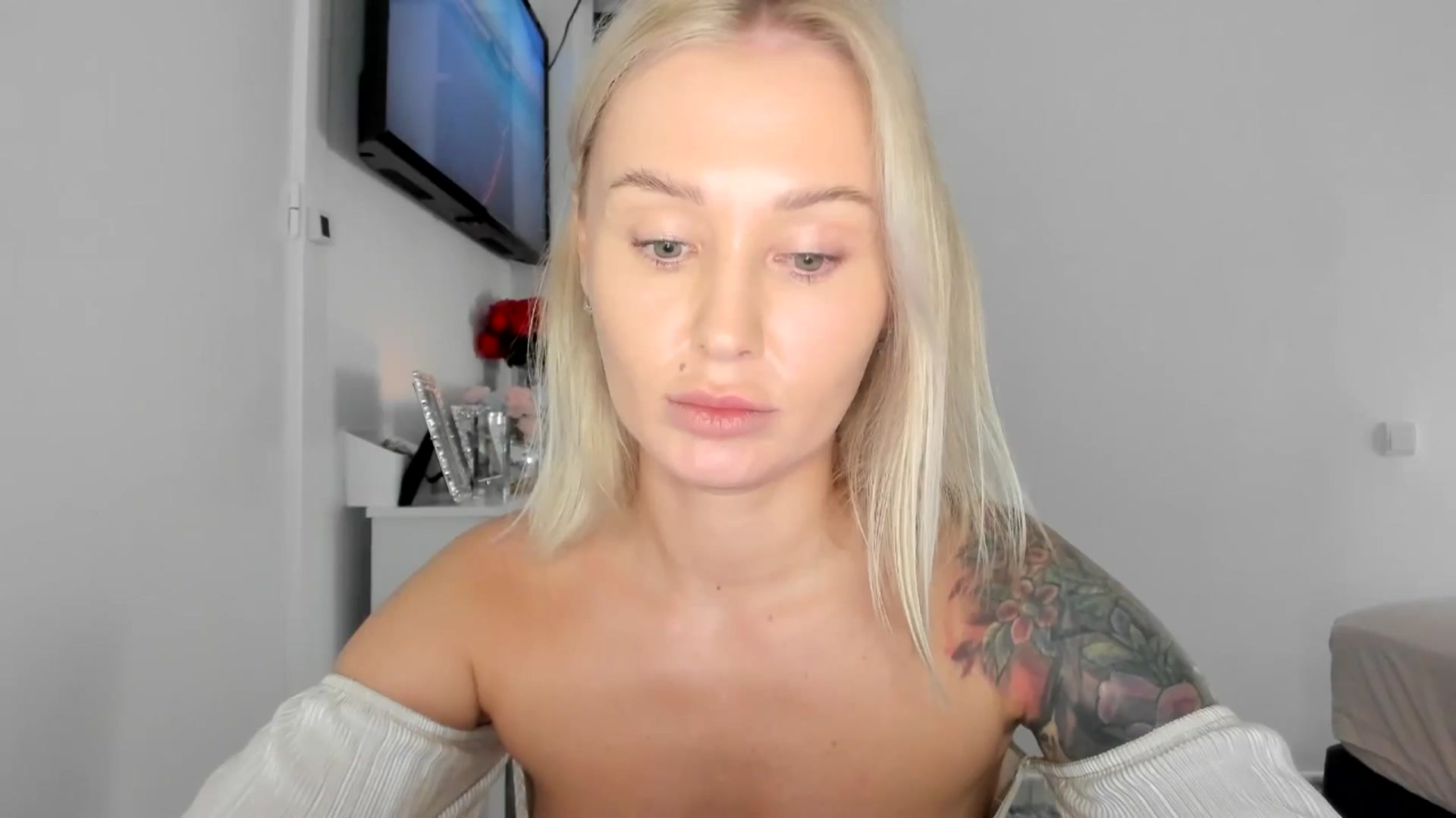 Gallery image thumbnail from AAA_Yas's myfreecams stream on, 06/21/2025, 20:09 image 7 of 20