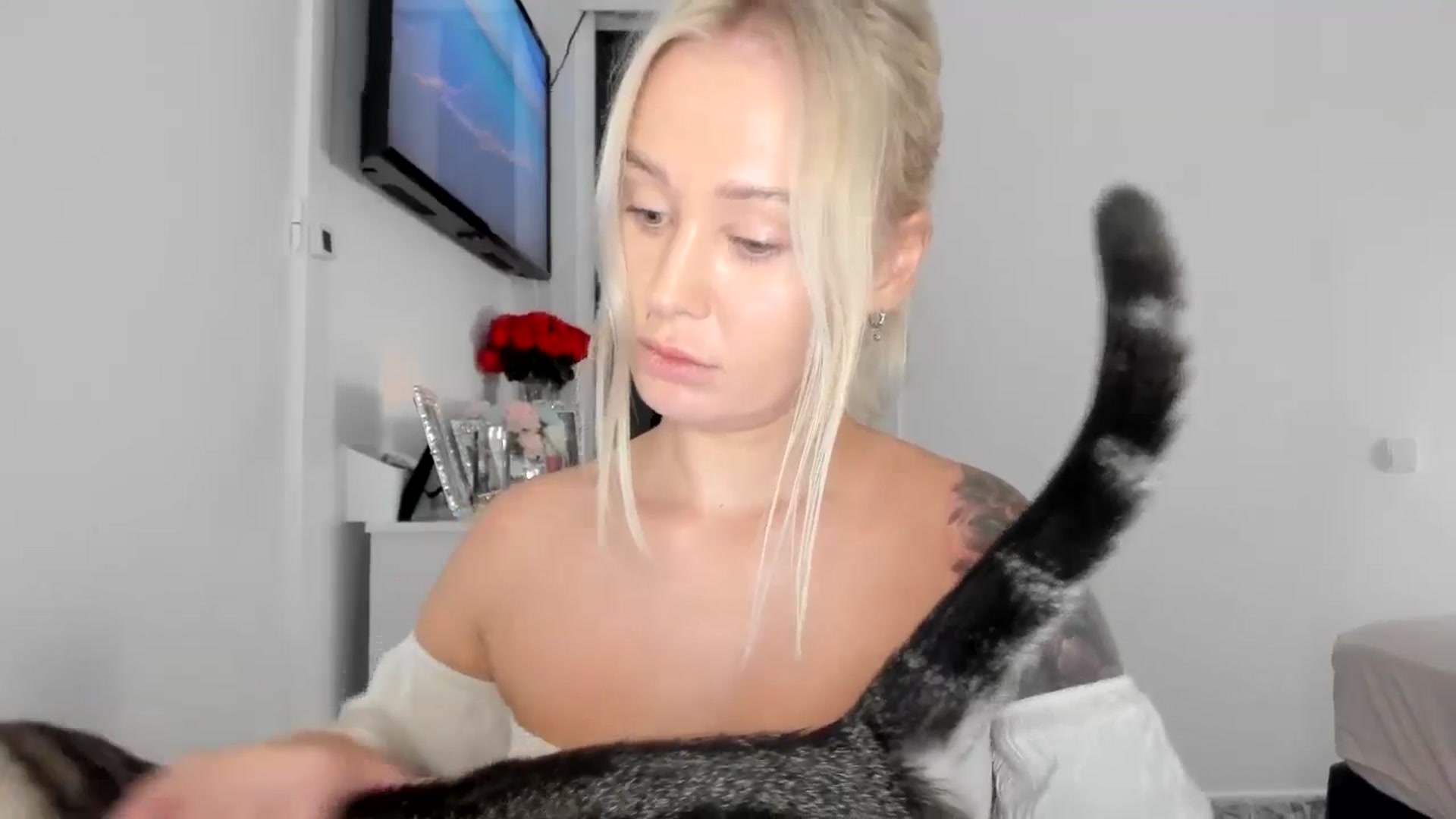 Gallery image thumbnail from AAA_Yas's myfreecams stream on, 06/21/2025, 20:09 image 20 of 20