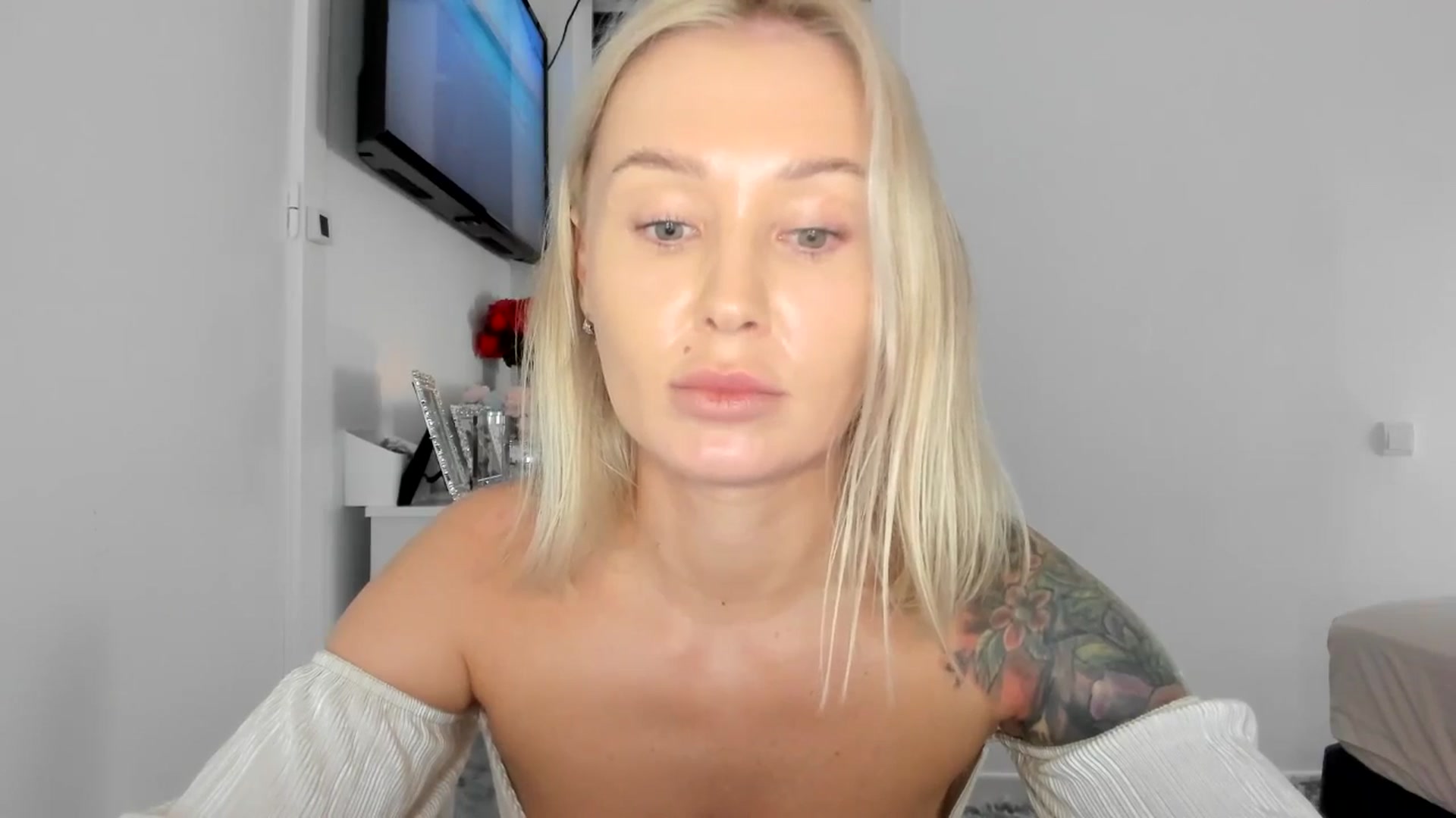 Gallery image thumbnail from AAA_Yas's myfreecams stream on, 06/21/2025, 20:09 image 10 of 20