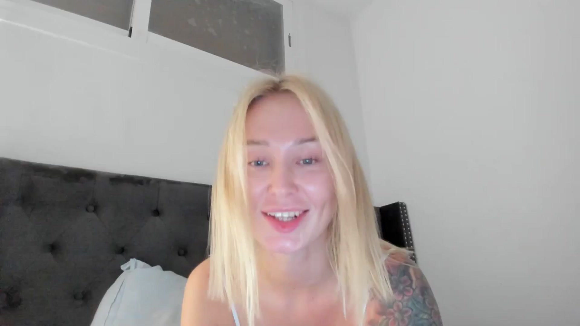 Gallery image thumbnail from AAA_Yas's myfreecams stream on, 06/24/2025, 20:31 image 7 of 20