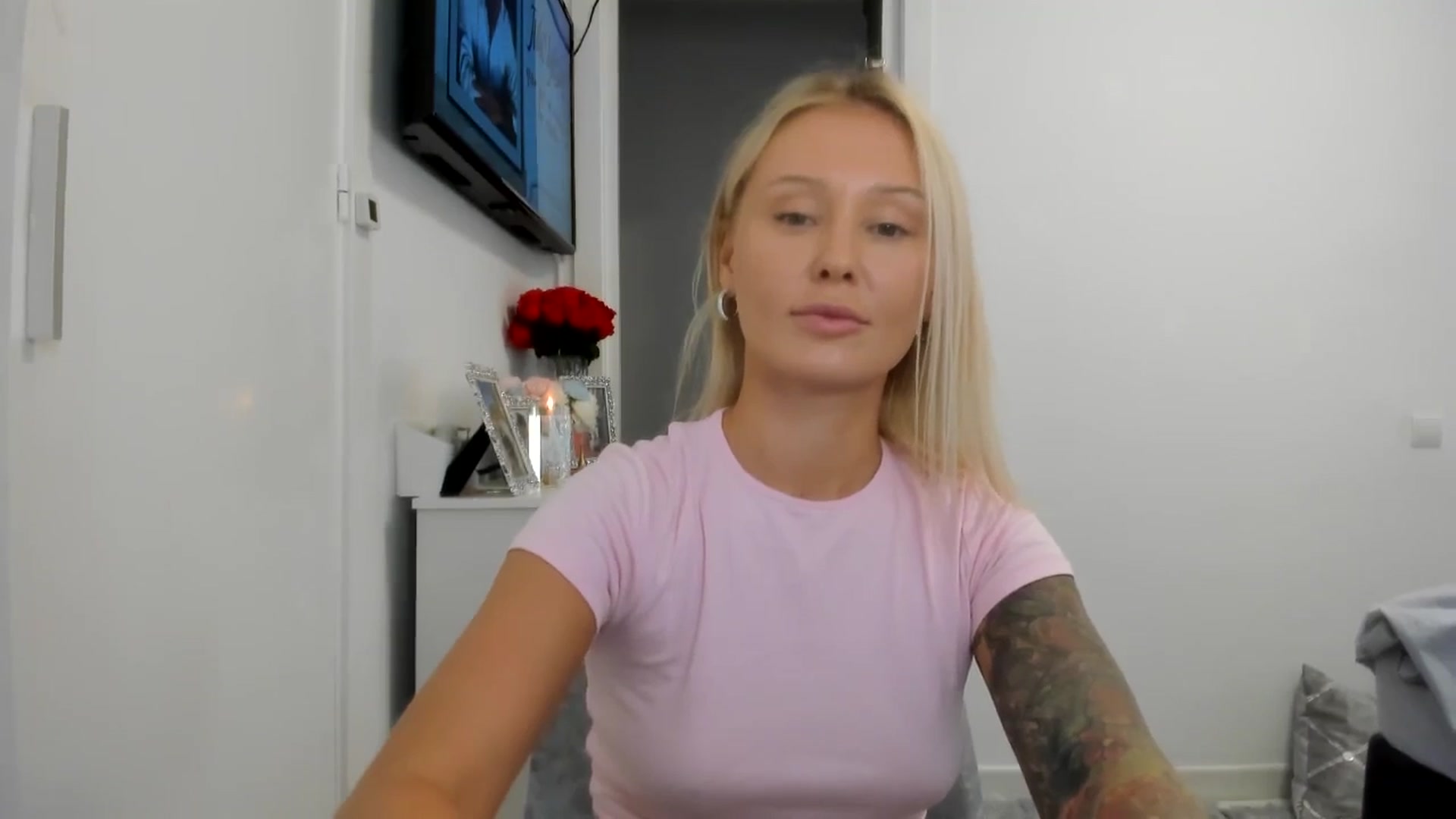 Gallery image thumbnail from AAA_Yas's myfreecams stream on, 08/03/2025, 19:30 image 15 of 20