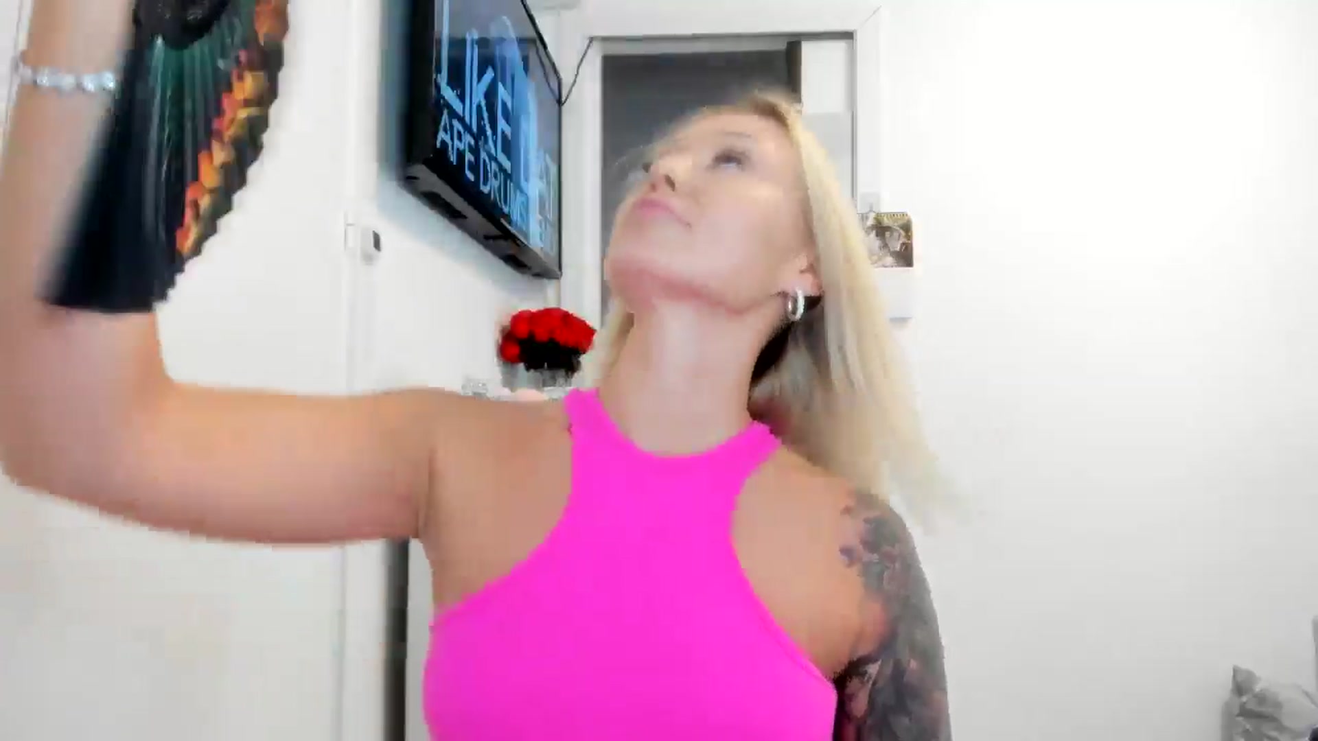 Gallery image thumbnail from AAA_Yas's myfreecams stream on, 08/05/2025, 19:55 image 14 of 20