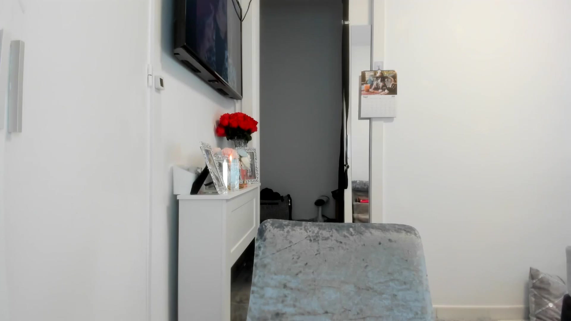 Gallery image thumbnail from AAA_Yas's myfreecams stream on, 08/05/2025, 19:55 image 10 of 20