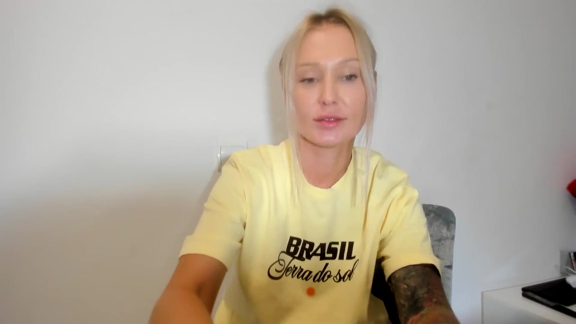 Gallery image thumbnail from AAA_Yas's myfreecams stream on, 08/16/2025, 19:21 image 18 of 20