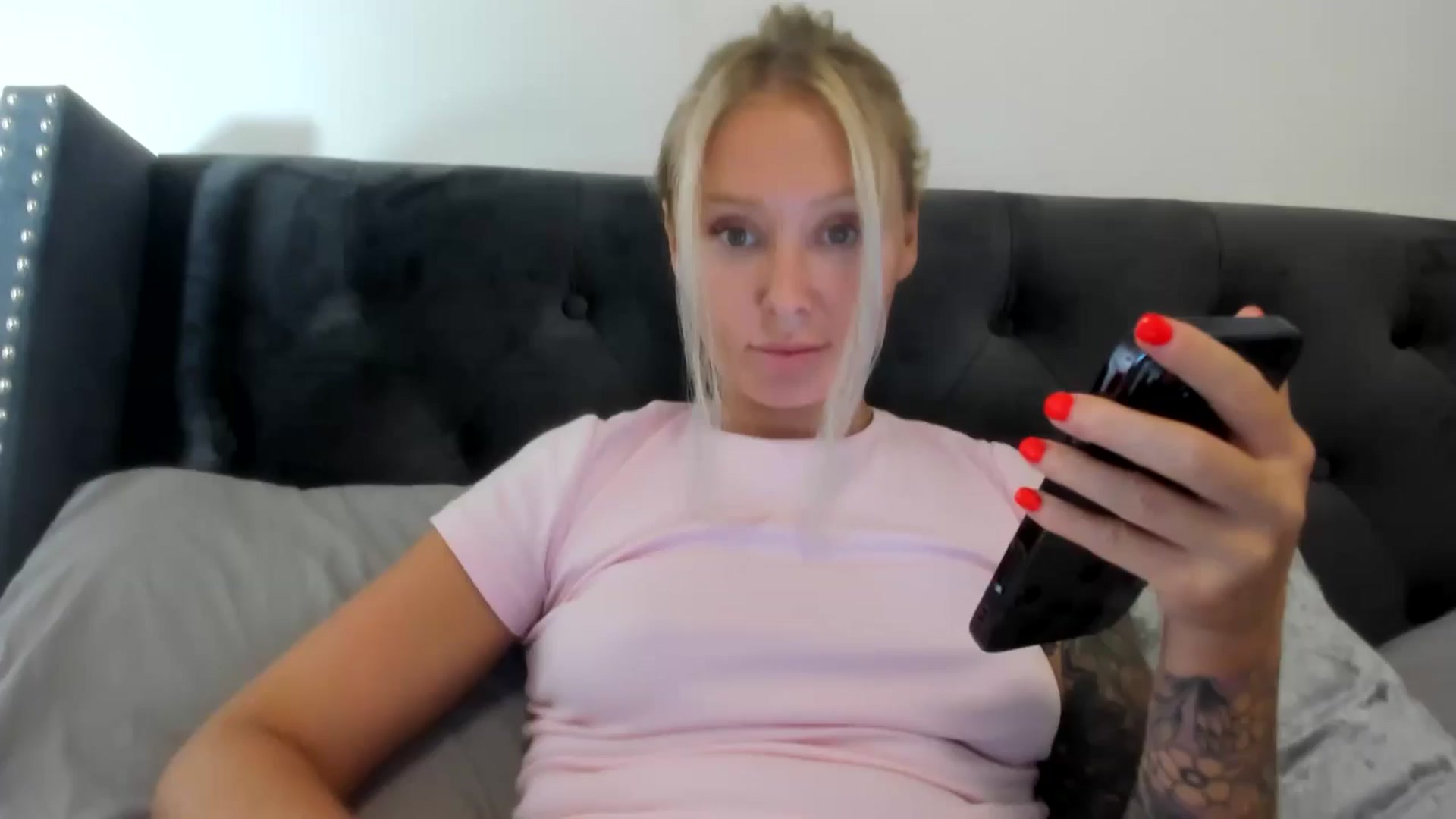 Gallery image thumbnail from AAA_Yas's myfreecams stream on, 08/17/2025, 17:09 image 1 of 20
