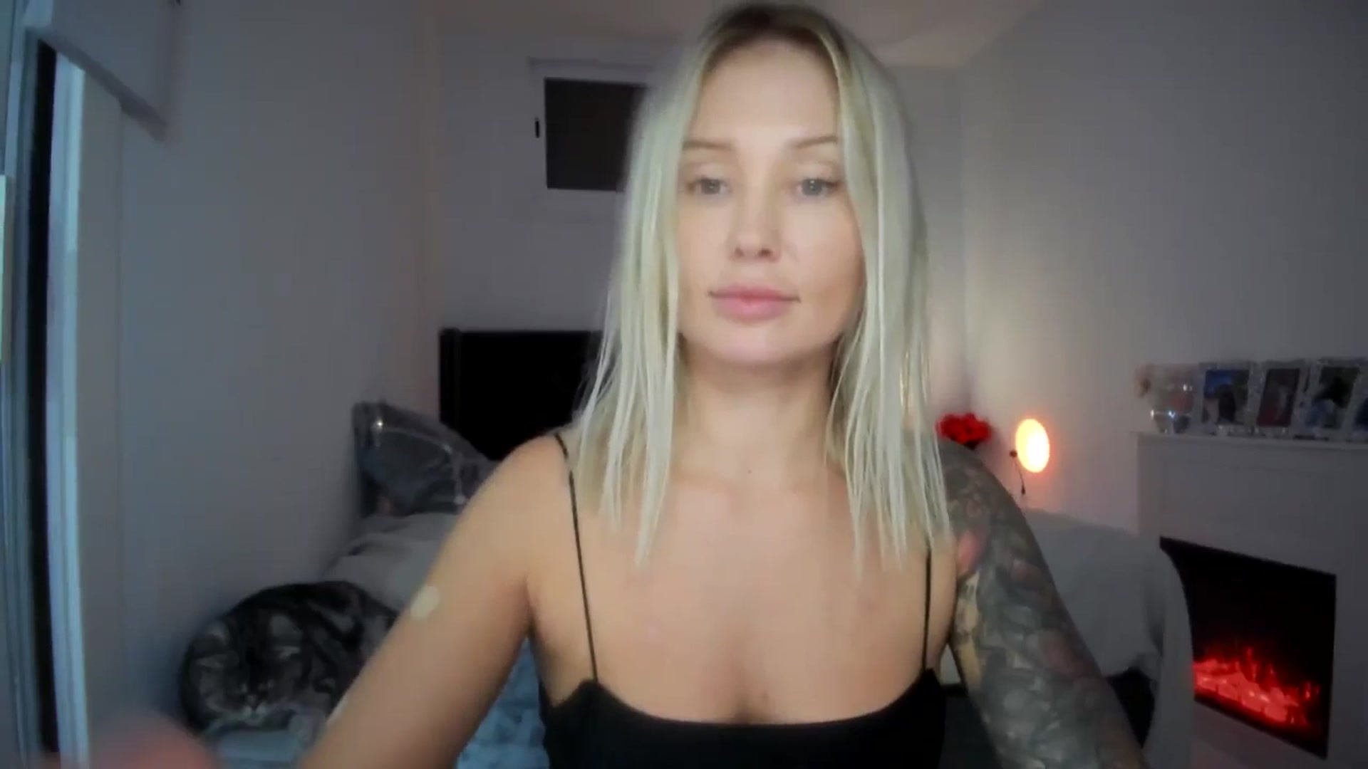 Gallery image thumbnail from AAA_Yas's myfreecams stream on, 09/27/2025, 23:01 image 2 of 20