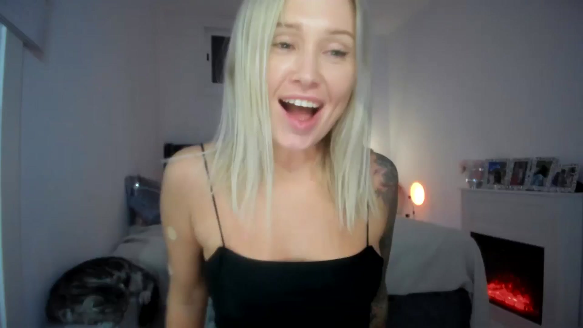Gallery image thumbnail from AAA_Yas's myfreecams stream on, 09/27/2025, 23:40 image 1 of 20
