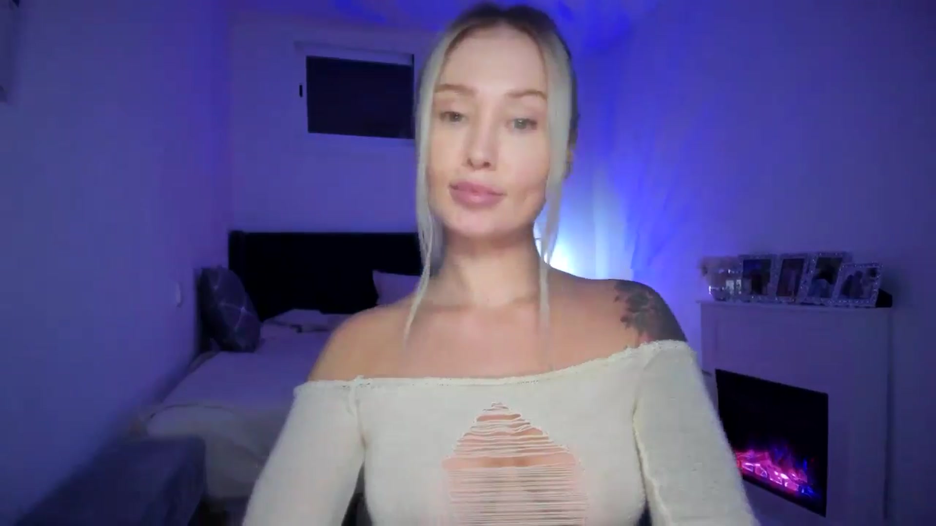 Gallery image thumbnail from AAA_Yas's myfreecams stream on, 10/04/2025, 20:51 image 3 of 20