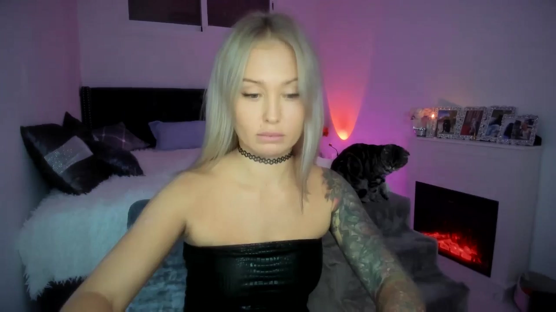 Gallery image thumbnail from AAA_Yas's myfreecams stream on, 10/15/2025, 18:32 image 4 of 20