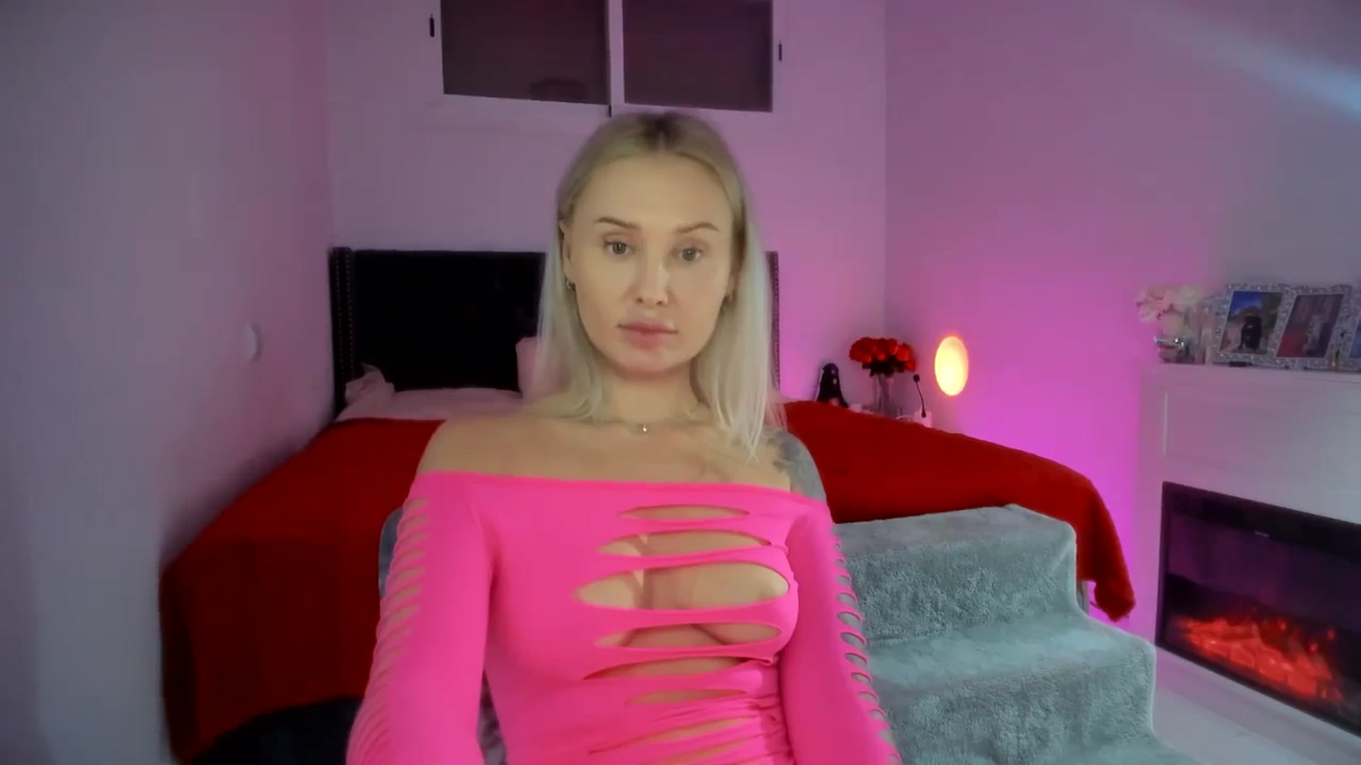 Gallery image thumbnail from AAA_Yas's myfreecams stream on, 11/02/2025, 19:02 image 15 of 20