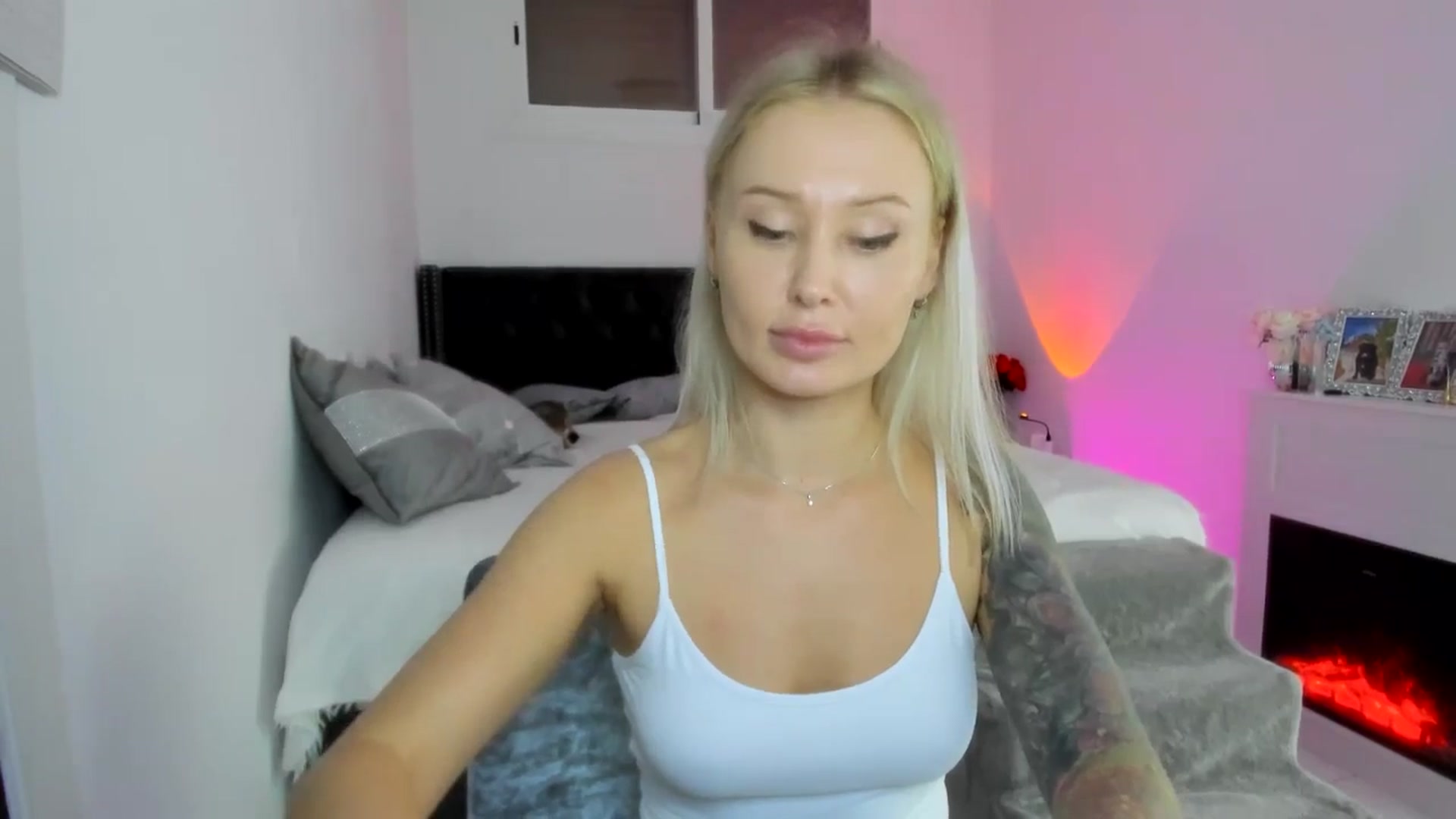 Gallery image thumbnail from AAA_Yas's myfreecams stream on, 11/04/2025, 18:57 image 11 of 20