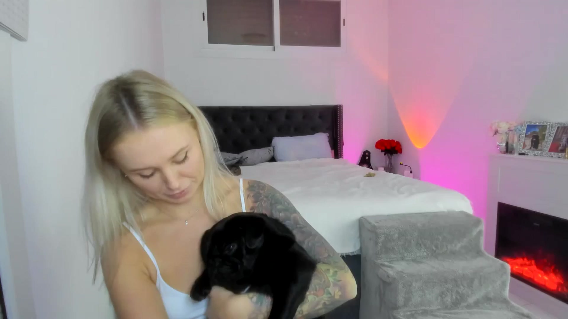 Gallery image thumbnail from AAA_Yas's myfreecams stream on, 11/04/2025, 19:38 image 12 of 20