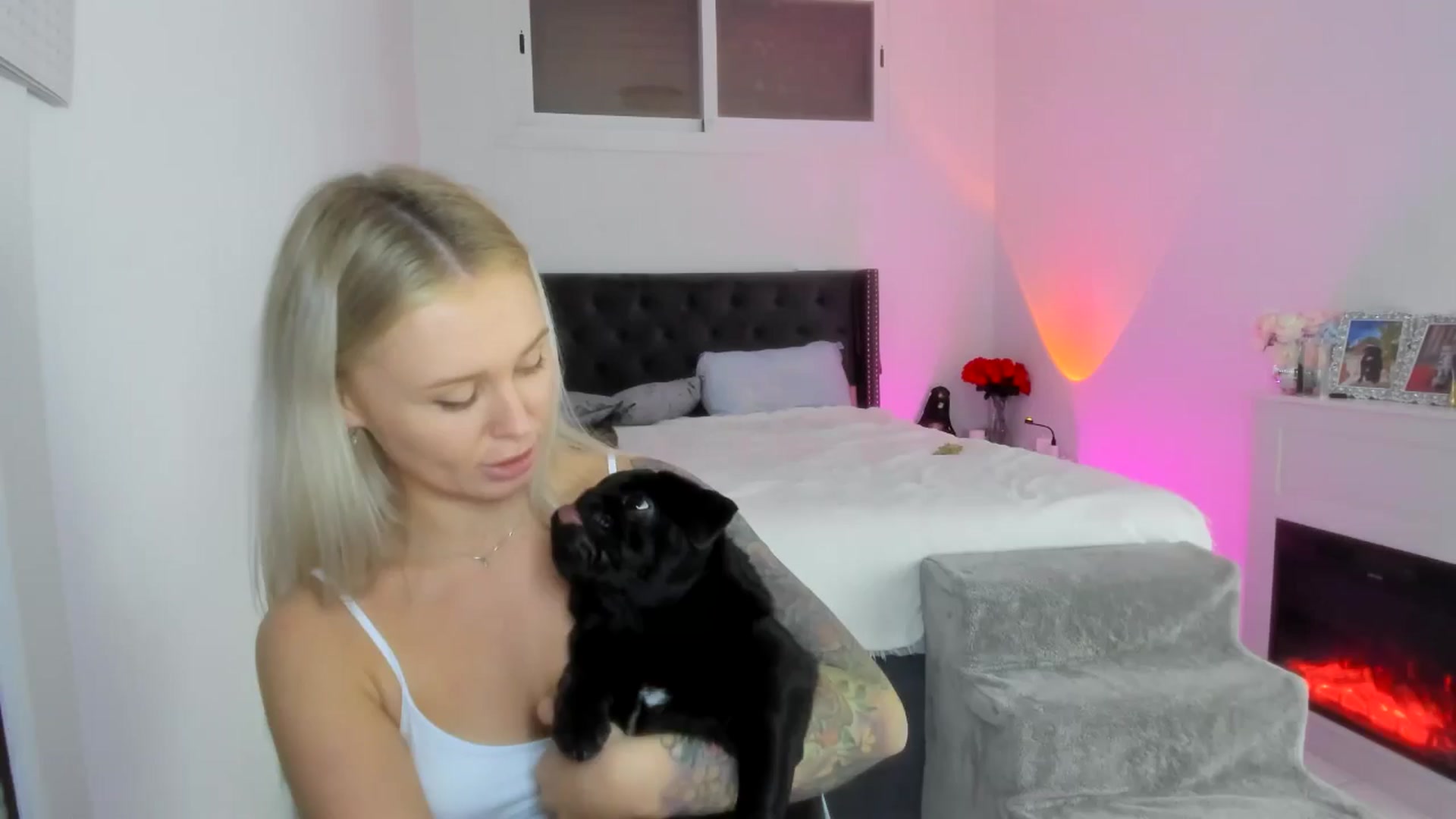 Gallery image thumbnail from AAA_Yas's myfreecams stream on, 11/04/2025, 19:38 image 10 of 20