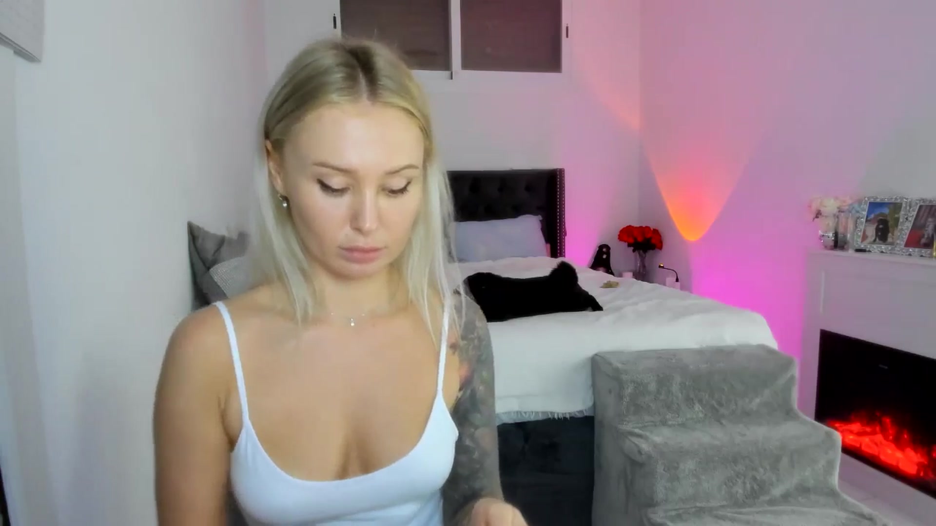 Gallery image thumbnail from AAA_Yas's myfreecams stream on, 11/04/2025, 20:25 image 2 of 20