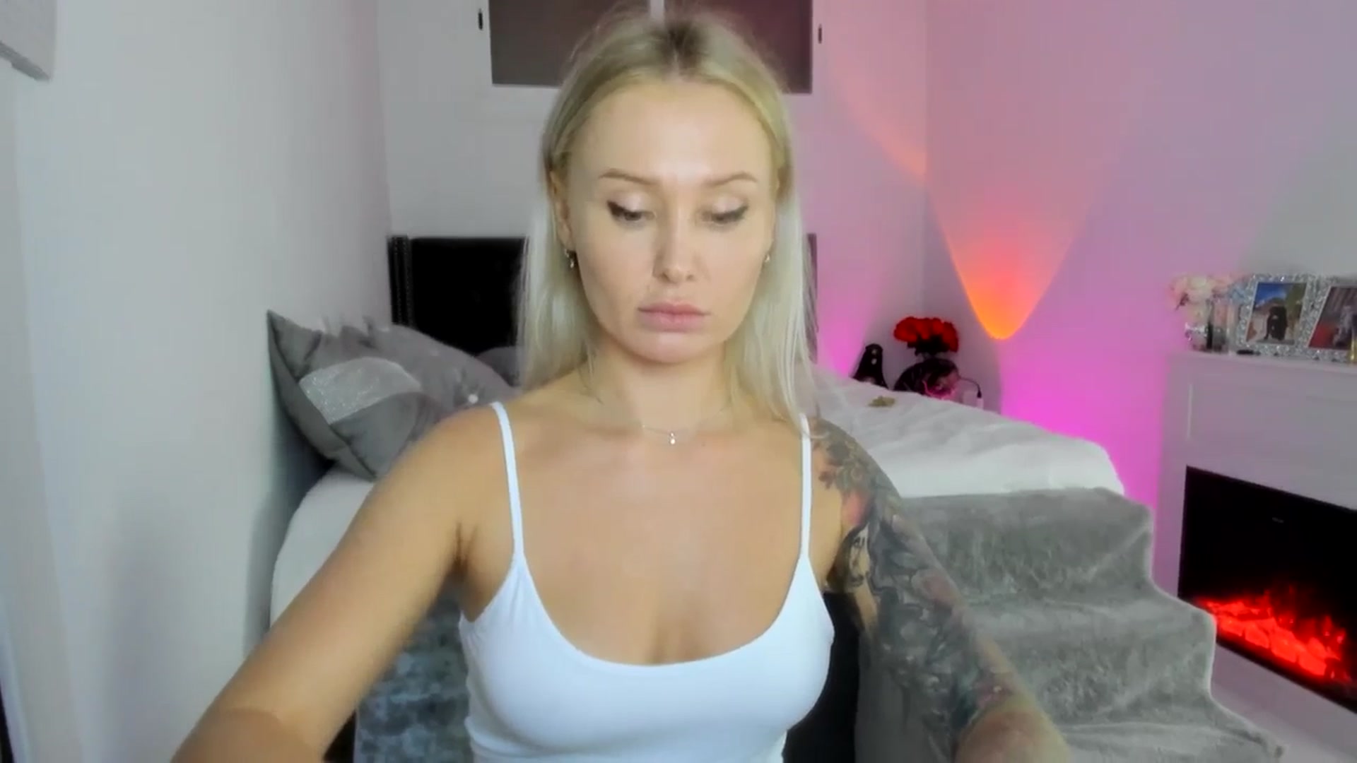 Gallery image thumbnail from AAA_Yas's myfreecams stream on, 11/04/2025, 20:25 image 8 of 20