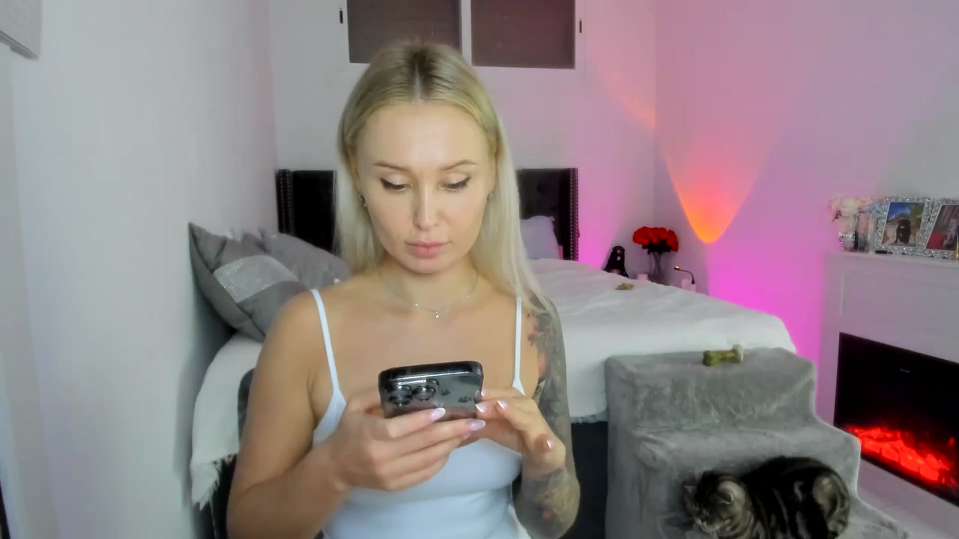 Gallery image thumbnail from AAA_Yas's myfreecams stream on, 11/04/2025, 21:11 image 3 of 20
