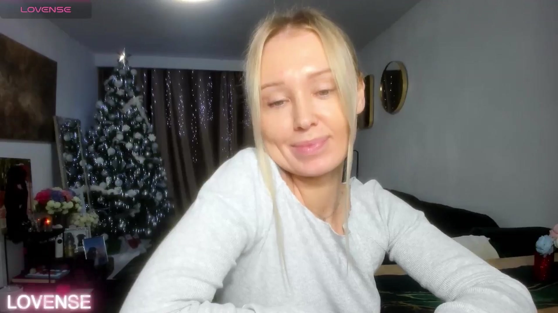Gallery image thumbnail from AAA_Yas's myfreecams stream on, 12/18/2025, 20:00 image 7 of 20