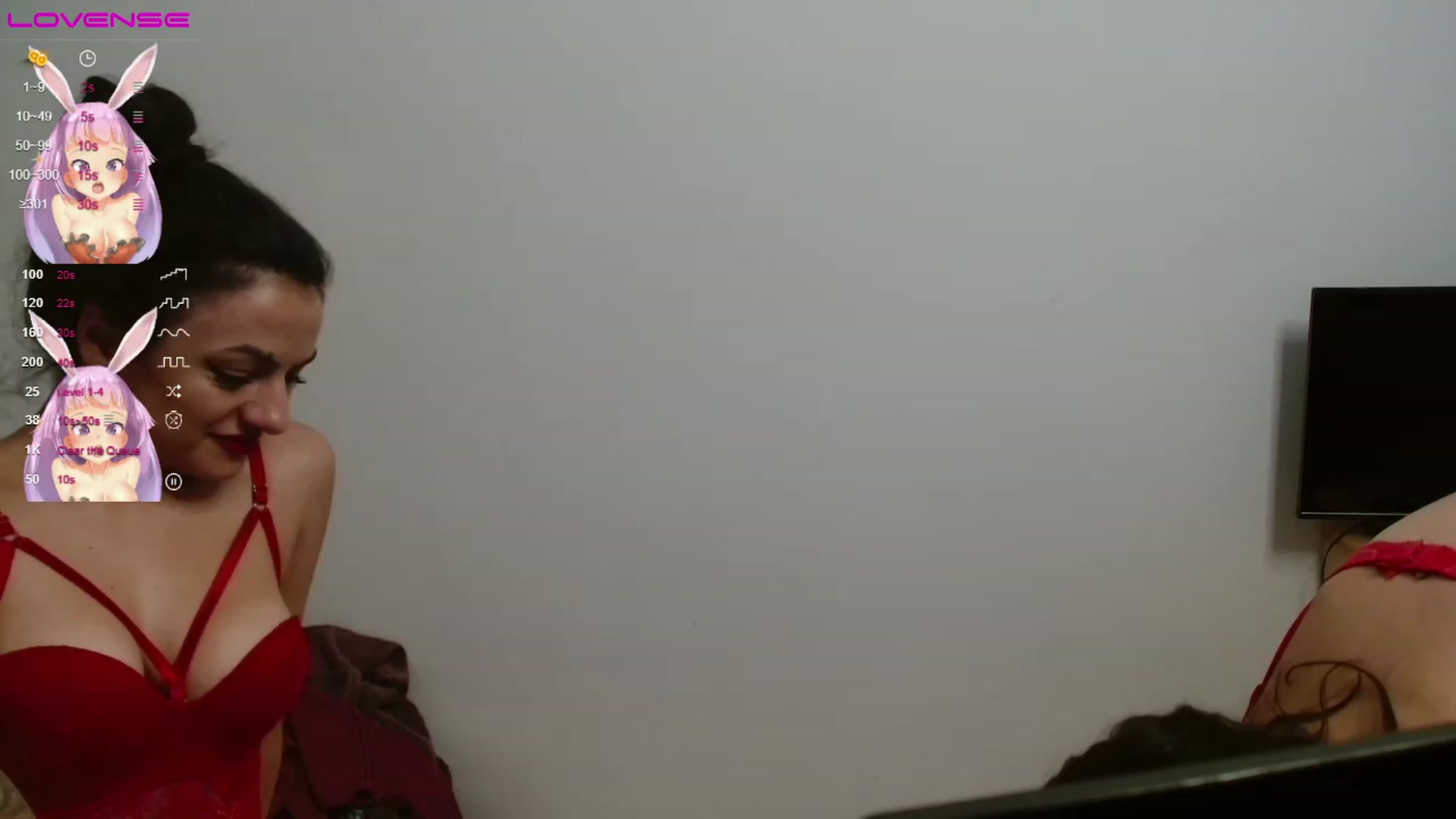 Gallery image thumbnail from AAliceee's myfreecams stream on, 11/24/2022, 23:35 image 14 of 20