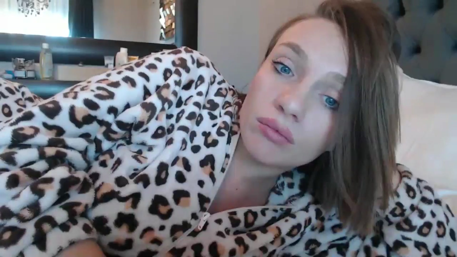 Gallery image thumbnail from ABABAB1's myfreecams stream on, 11/02/2024, 11:22 image 18 of 20
