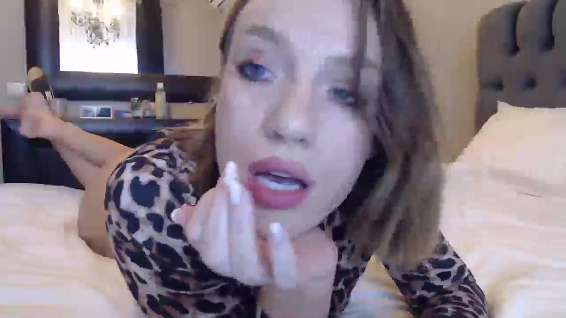 Gallery image thumbnail from ABABAB1's myfreecams stream on, 11/03/2024, 09:15 image 8 of 20