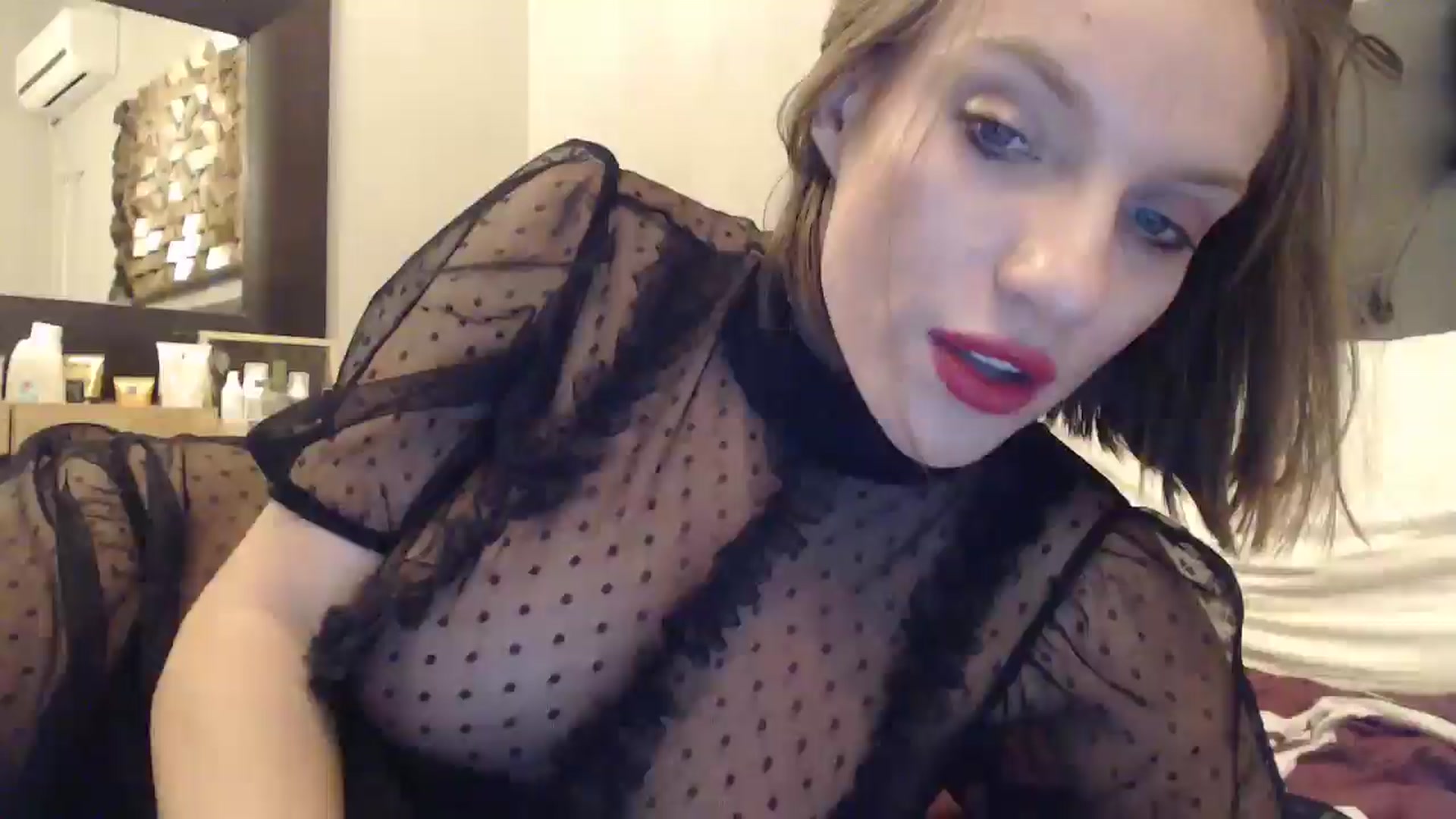 Gallery image thumbnail from ABABAB1's myfreecams stream on, 11/09/2024, 16:26 image 4 of 20