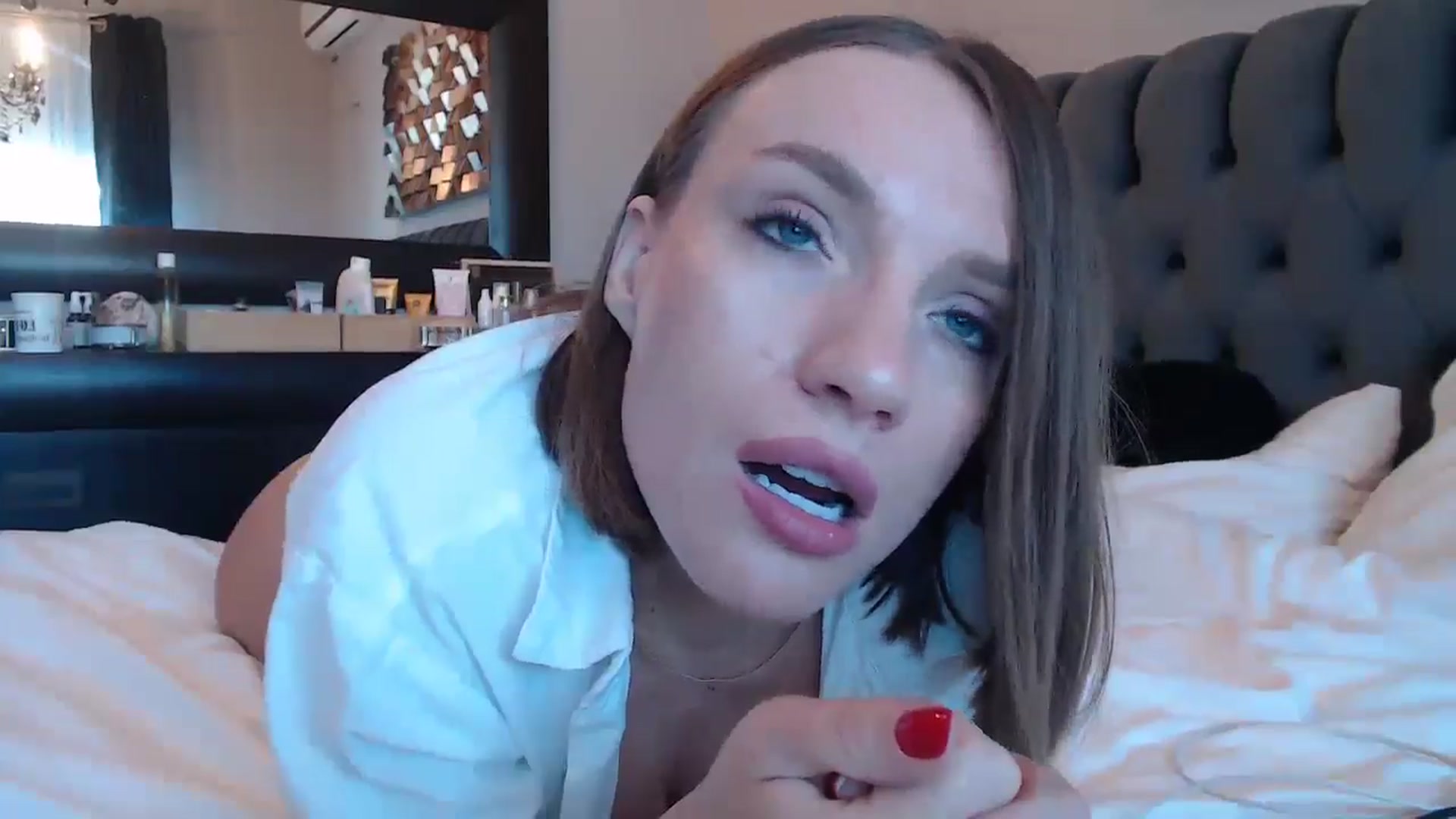 Gallery image thumbnail from ABABAB1's myfreecams stream on, 11/16/2024, 09:18 image 11 of 20