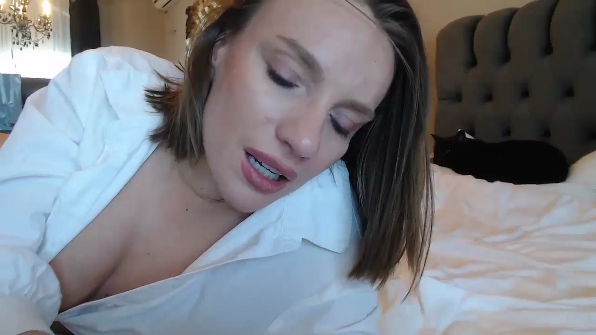 Gallery image thumbnail from ABABAB1's myfreecams stream on, 11/16/2024, 14:14 image 4 of 20