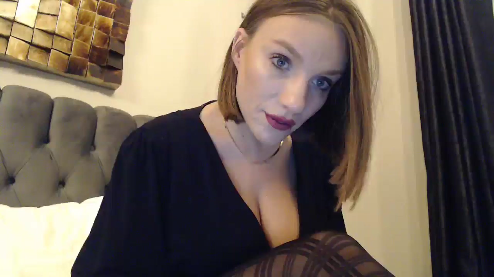 Gallery image thumbnail from ABABAB1's myfreecams stream on, 11/22/2024, 18:00 image 18 of 20