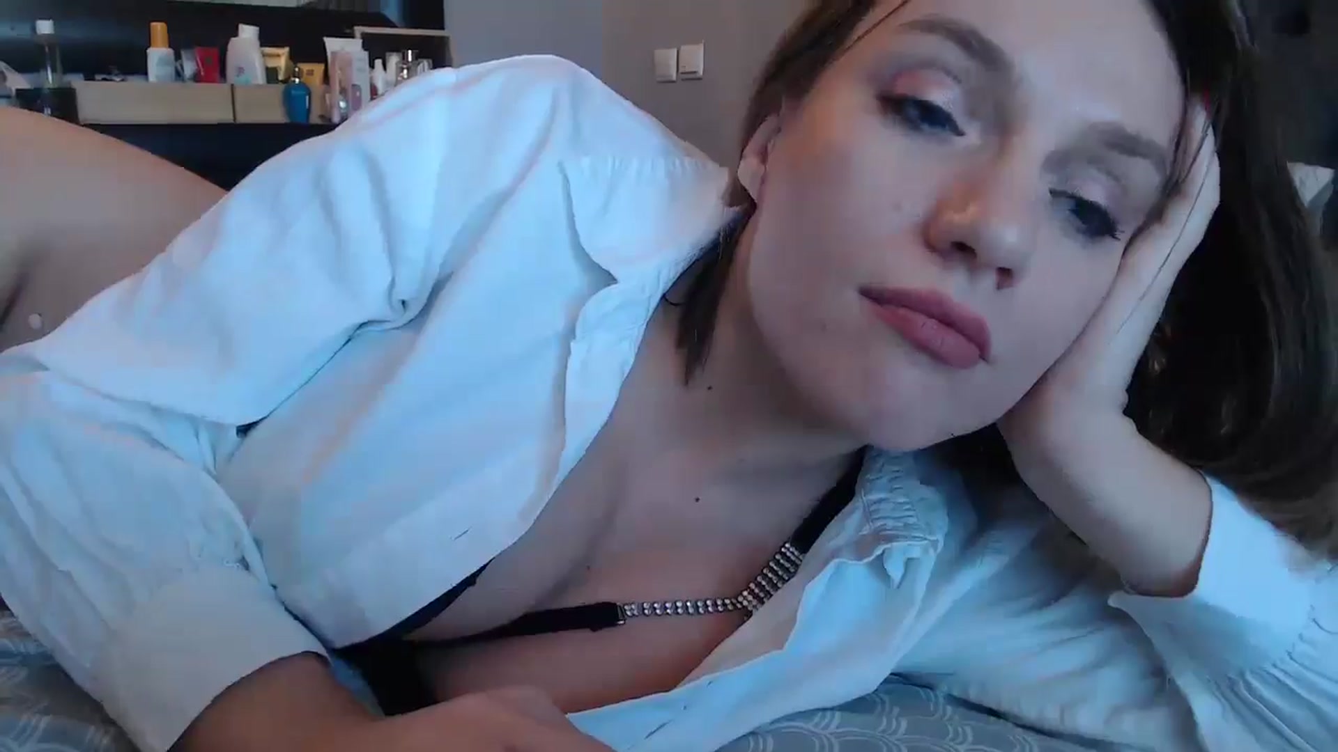 Gallery image thumbnail from ABABAB1's myfreecams stream on, 11/24/2024, 09:38 image 18 of 20