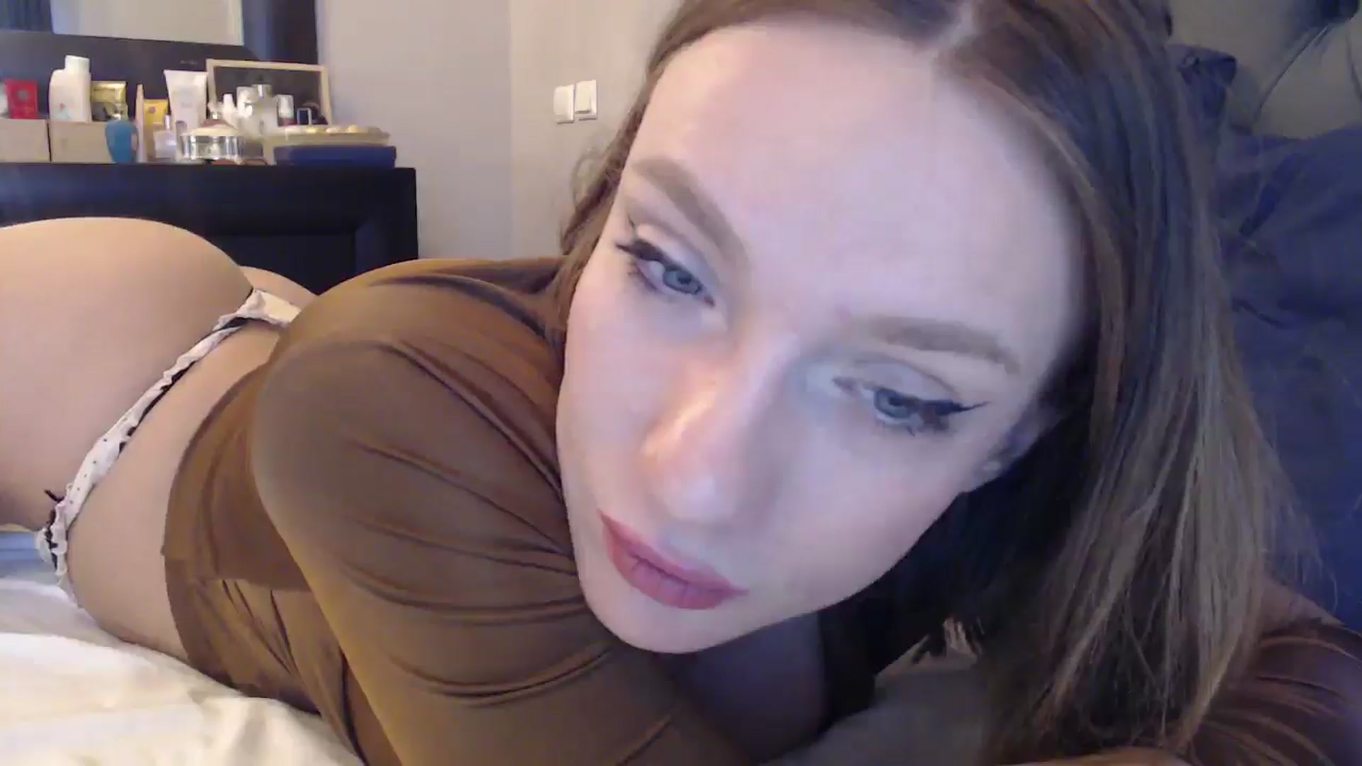 Gallery image thumbnail from ABABAB1's myfreecams stream on, 11/30/2024, 09:57 image 12 of 20