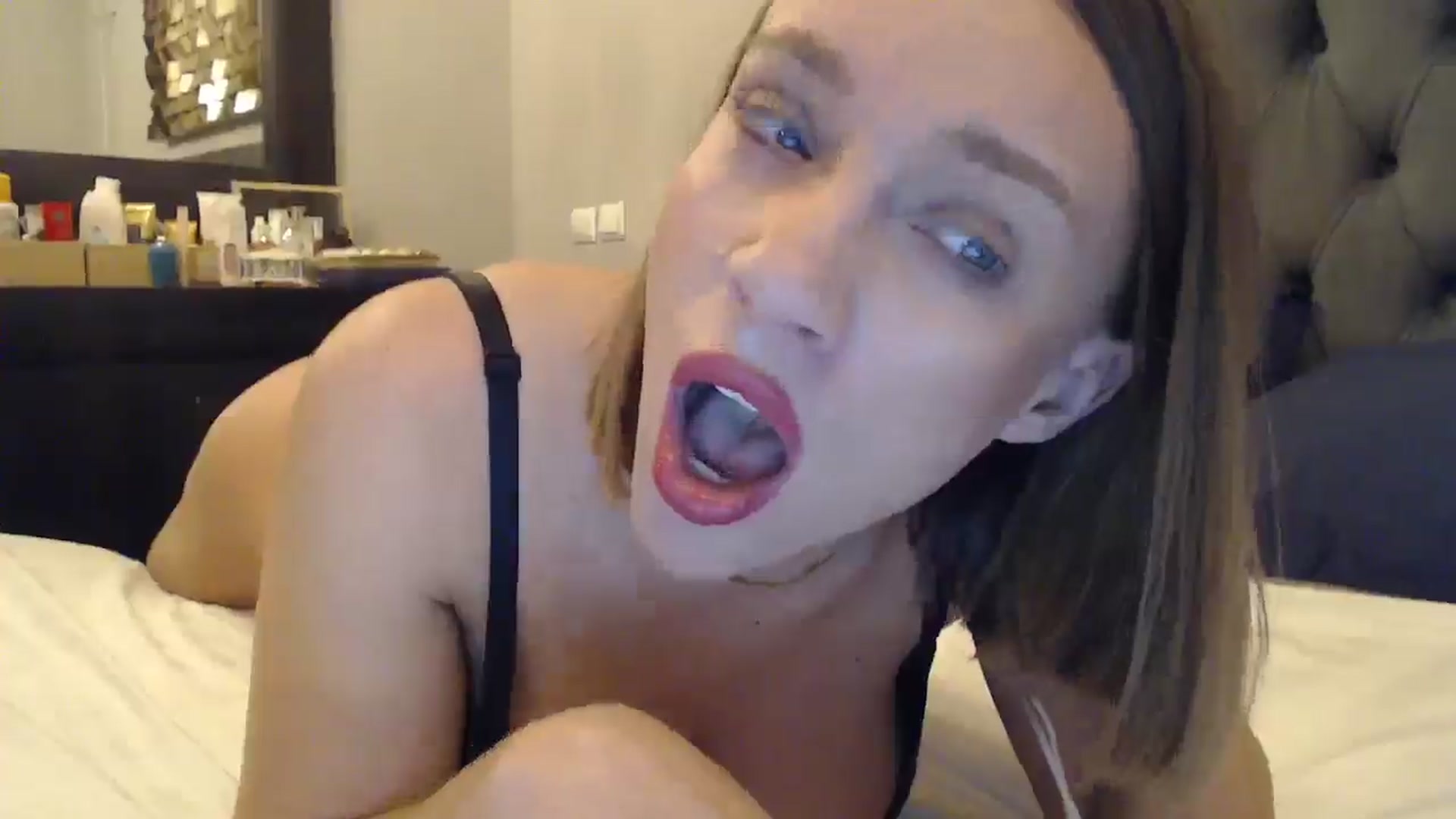 Gallery image thumbnail from ABABAB1's myfreecams stream on, 12/03/2024, 23:09 image 5 of 20