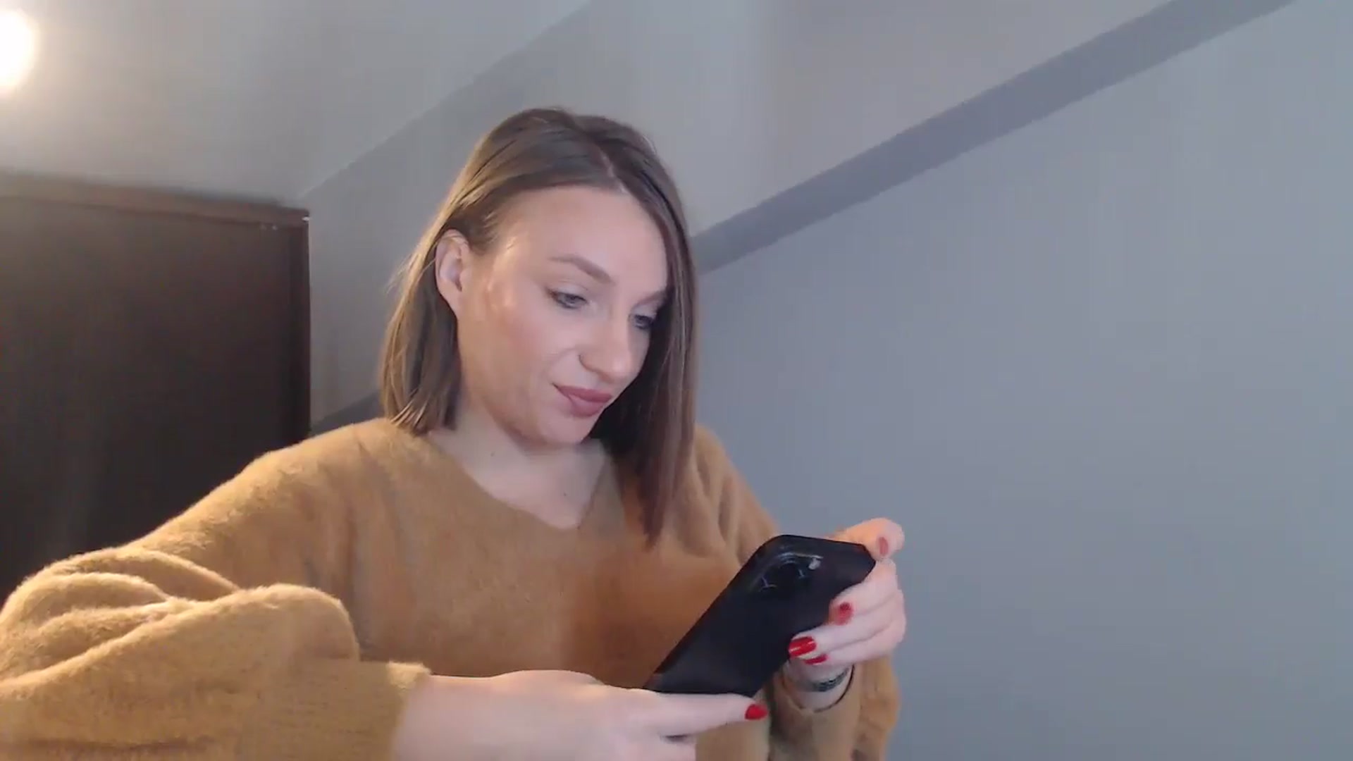 Gallery image thumbnail from ABABAB1's myfreecams stream on, 12/14/2024, 10:17 image 4 of 20