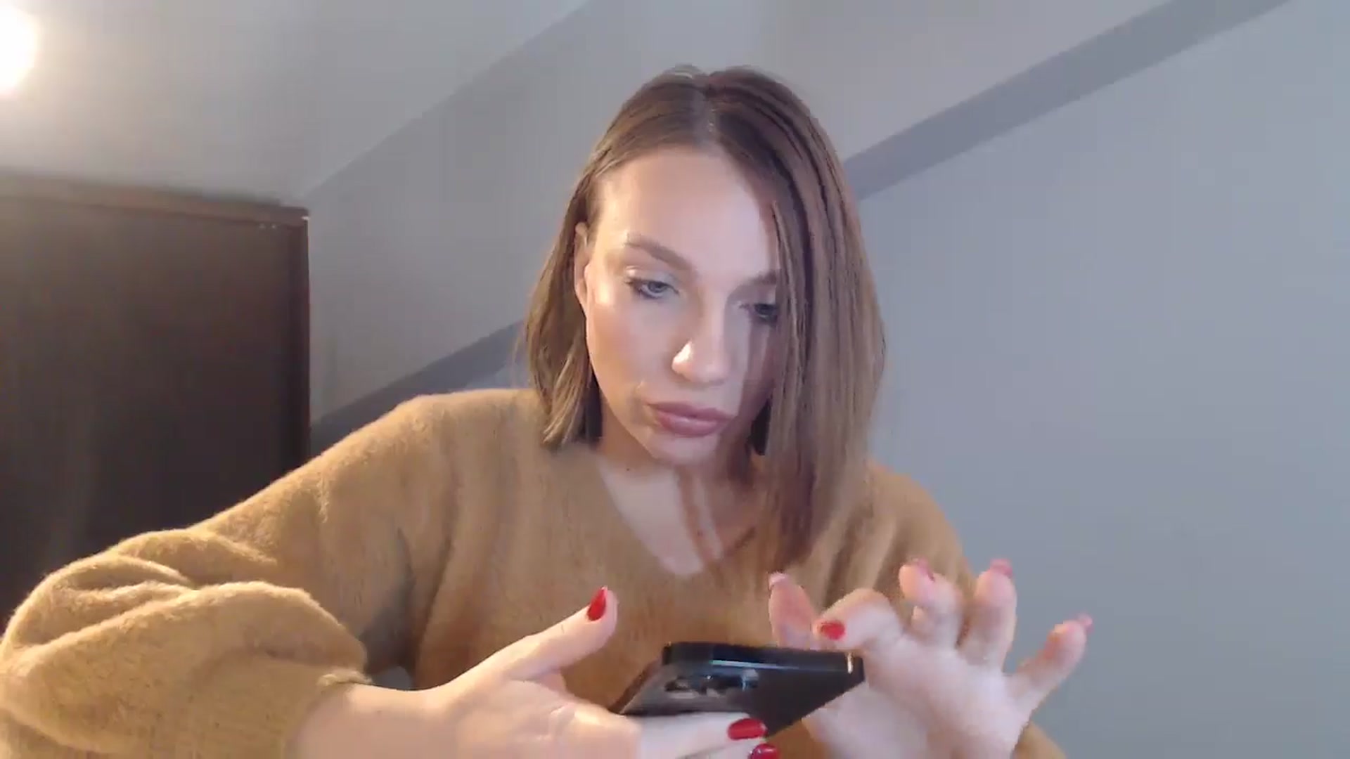 Gallery image thumbnail from ABABAB1's myfreecams stream on, 12/14/2024, 10:17 image 15 of 20