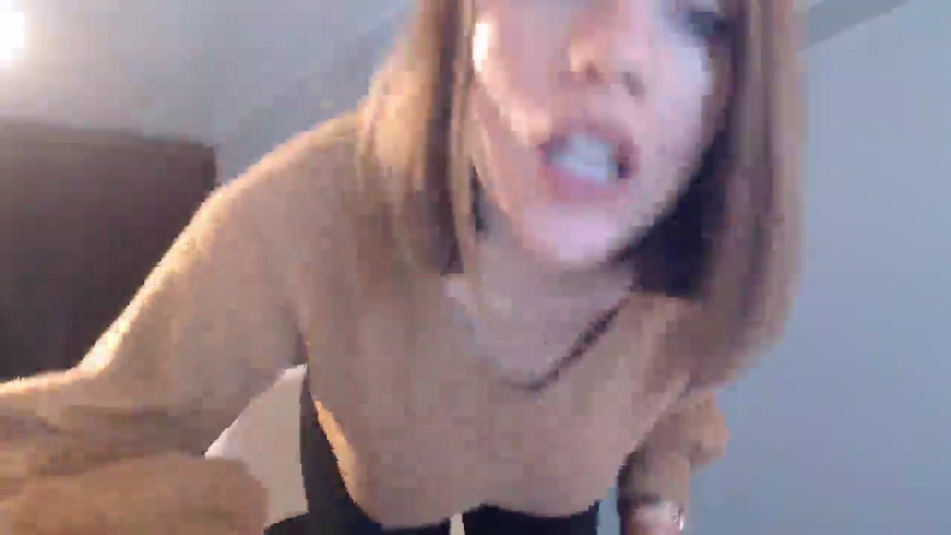 Gallery image thumbnail from ABABAB1's myfreecams stream on, 12/14/2024, 10:17 image 2 of 20