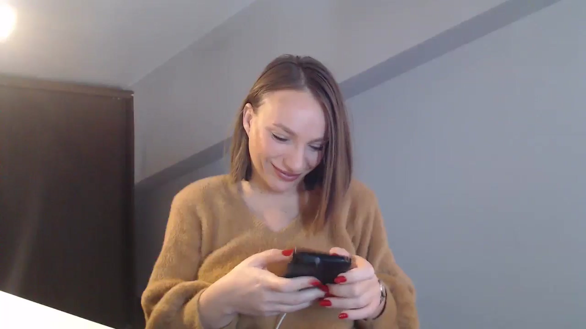 Gallery image thumbnail from ABABAB1's myfreecams stream on, 12/14/2024, 10:17 image 8 of 20